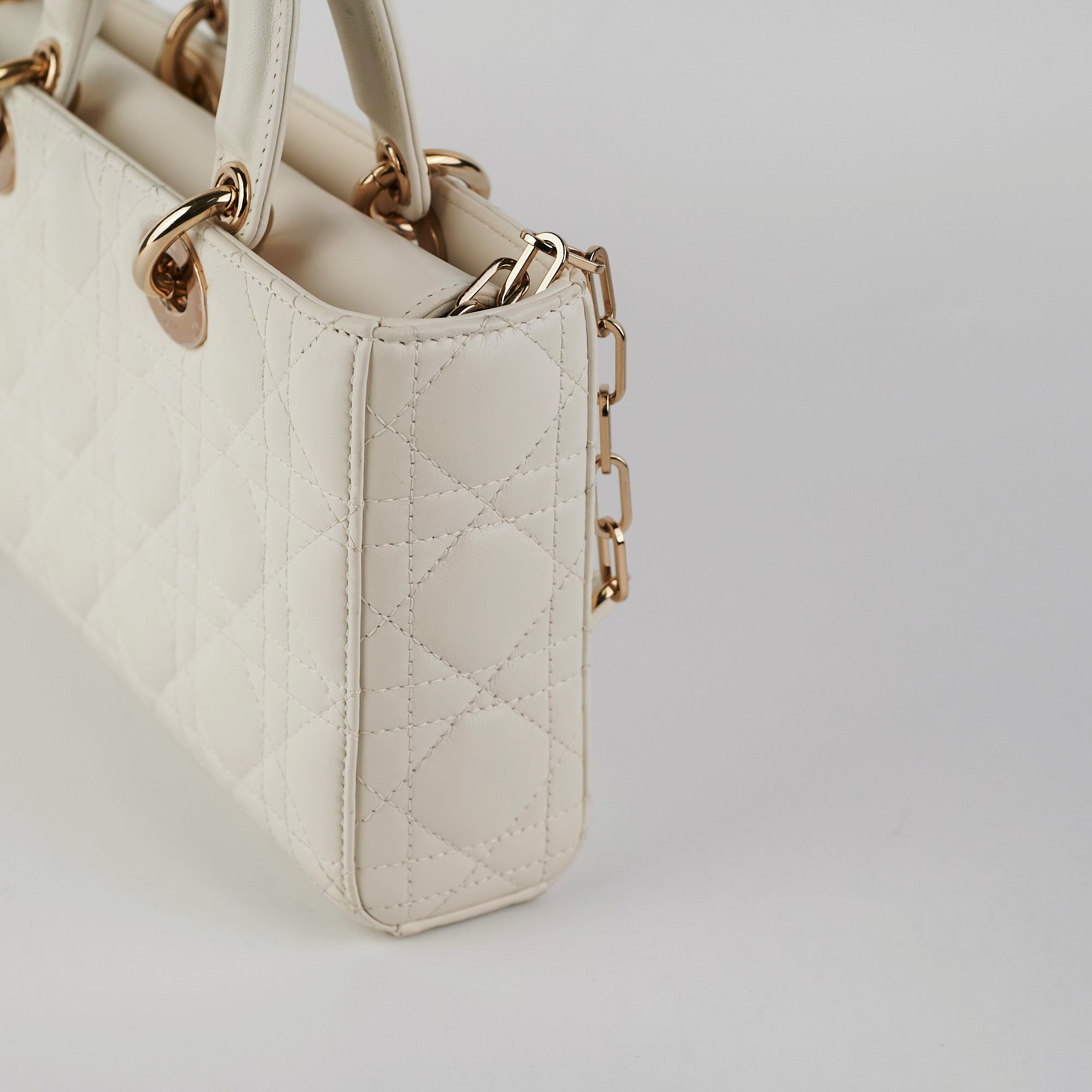 ITEM 6 - Dior D-Joy Medium White