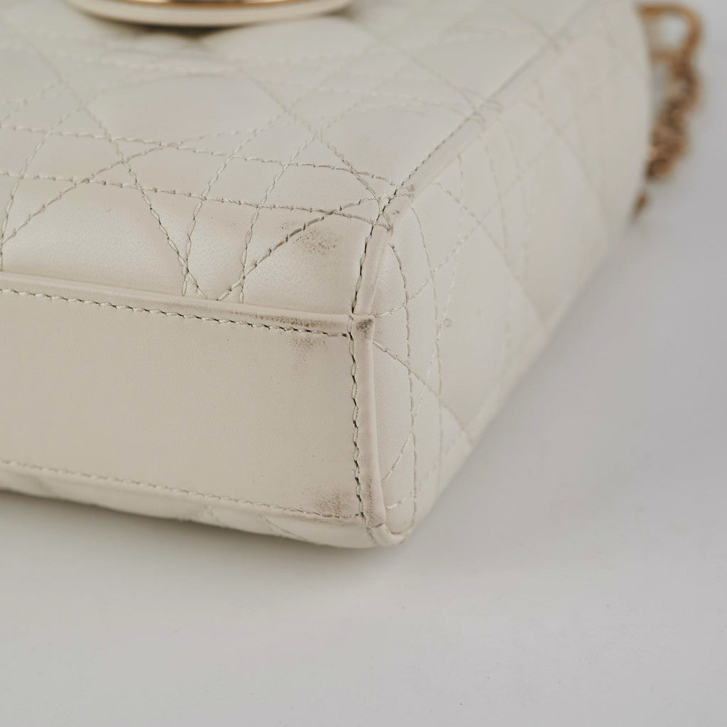 ITEM 6 - Dior D-Joy Medium White
