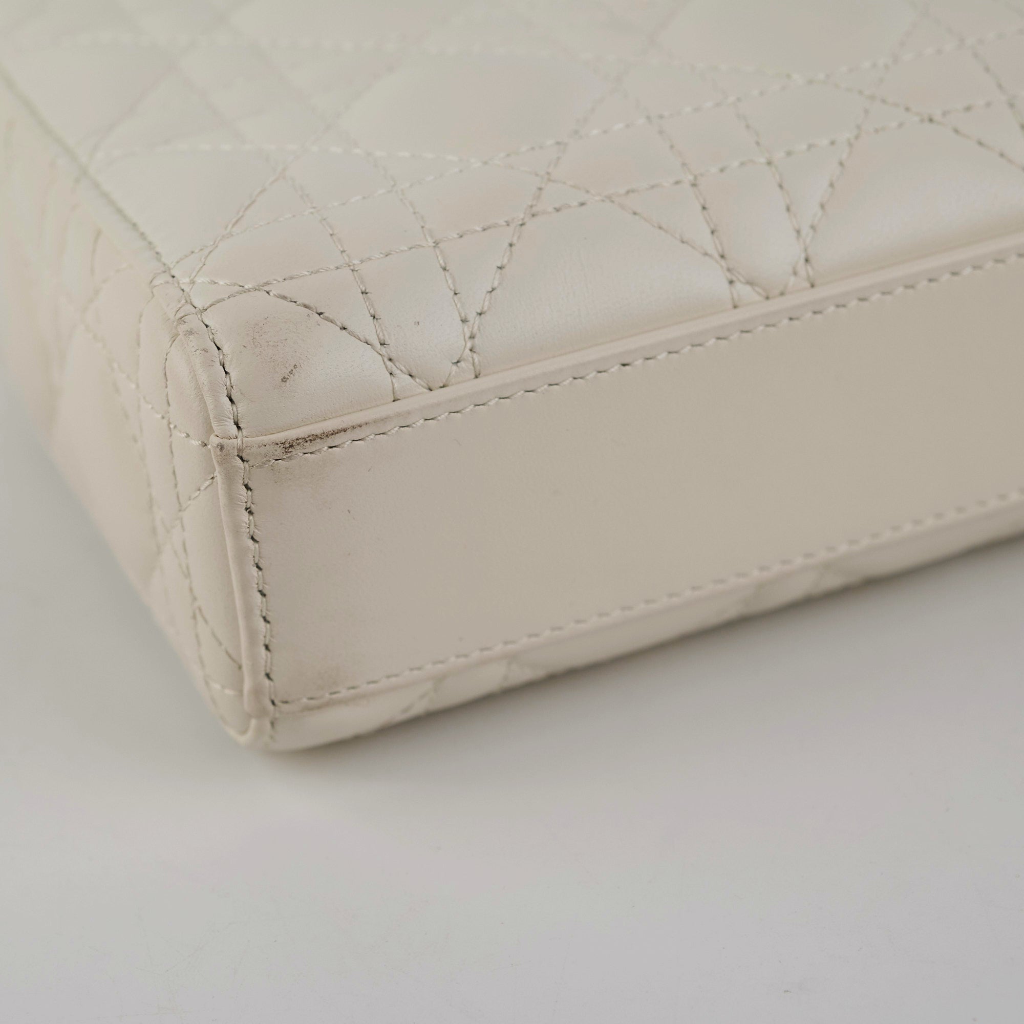 ITEM 6 - Dior D-Joy Medium White