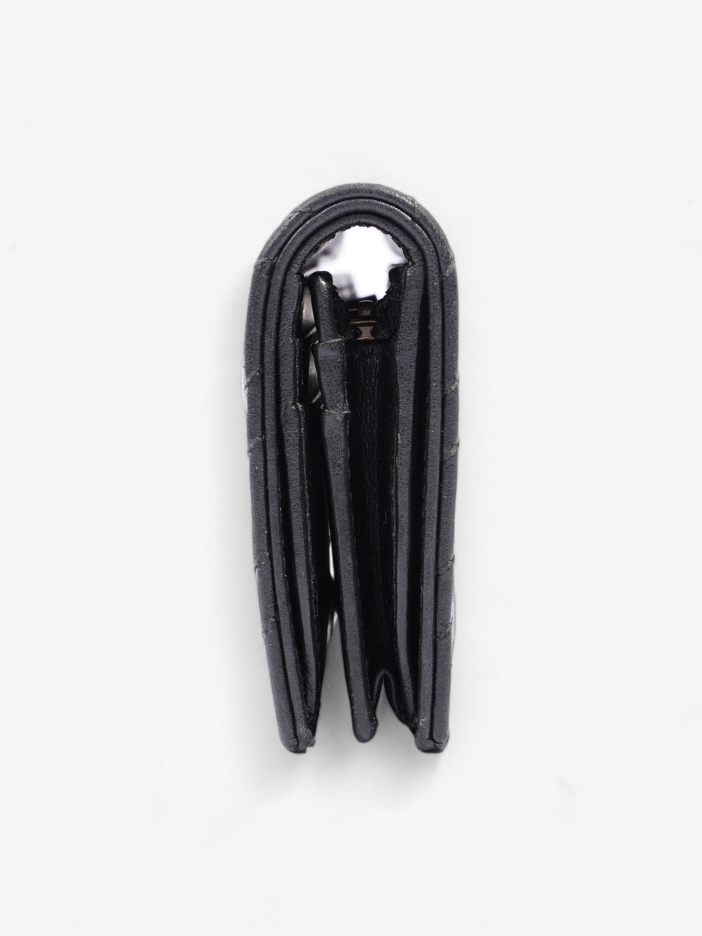 Gucci GG Marmont  Case Wallet Black Matelasse Leather