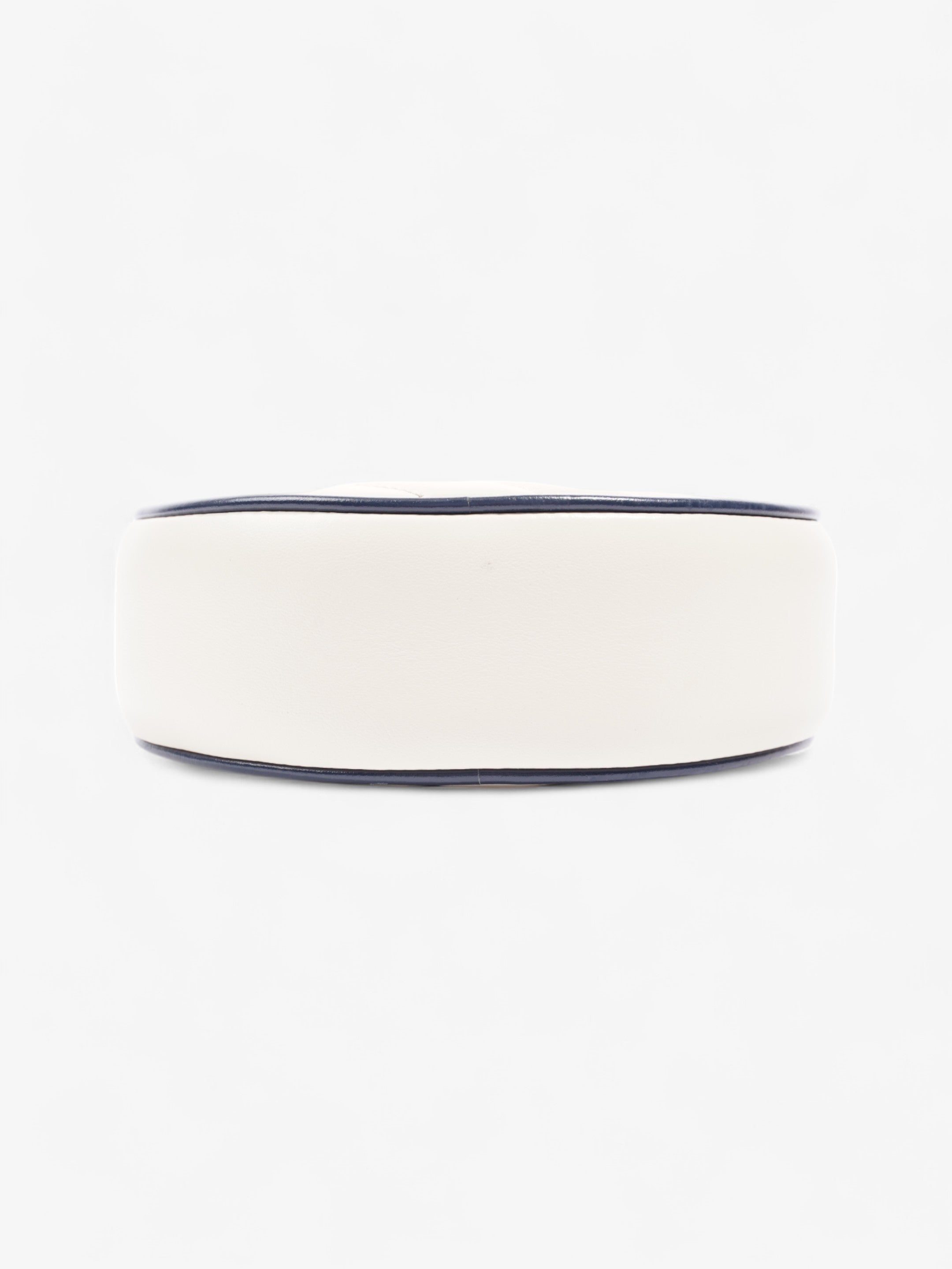 Gucci GG Marmont Round White / Navy Blue Matelasse Leather