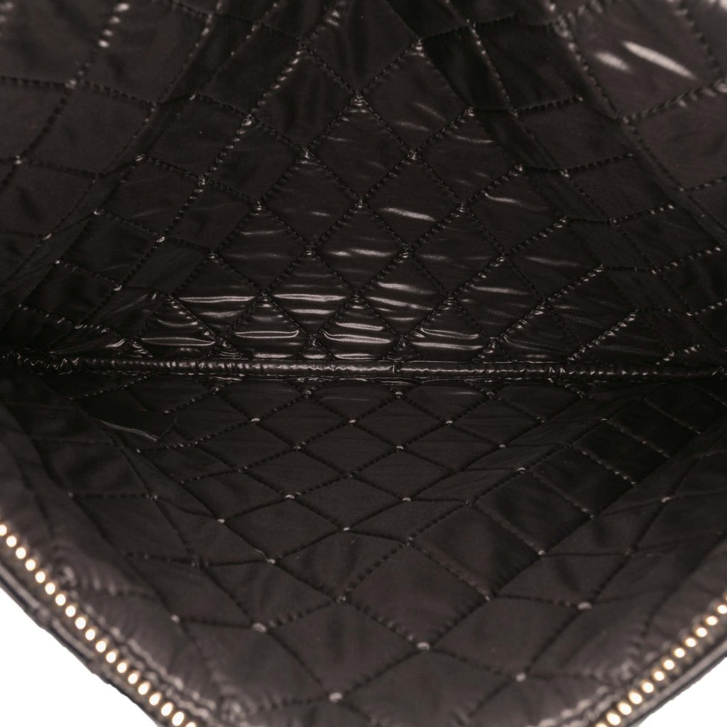Diamond Double Stitch O Case Clutch Quilted Calfskin Large