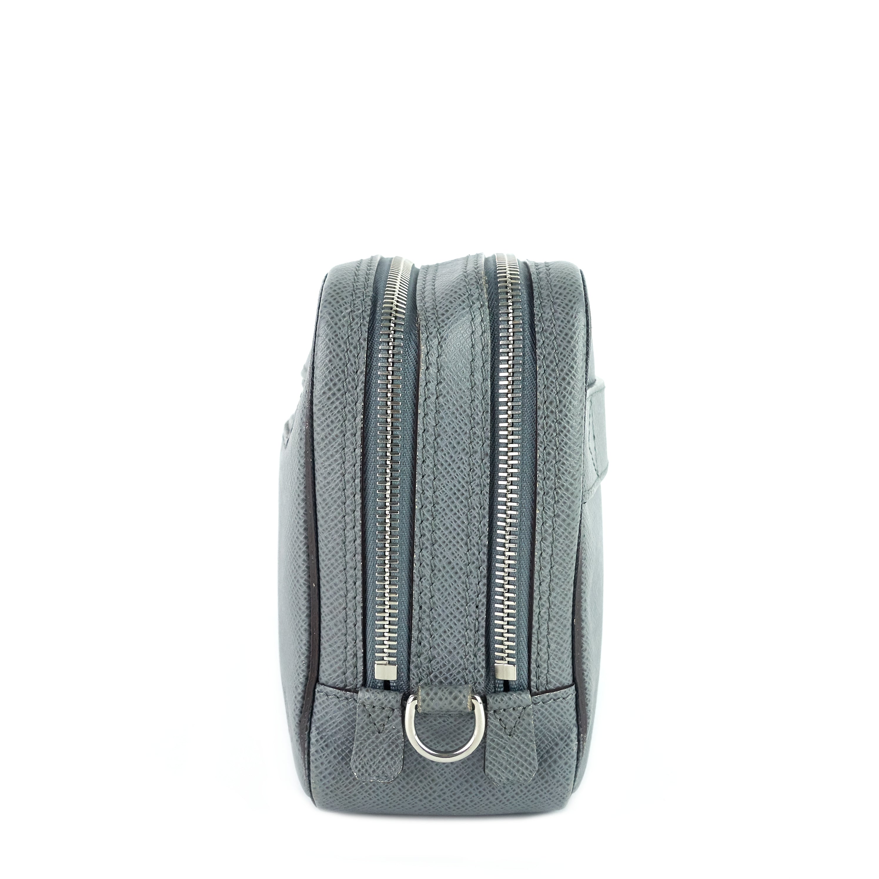 Louis Vuitto Pavel Taiga Leather Clutch Bag