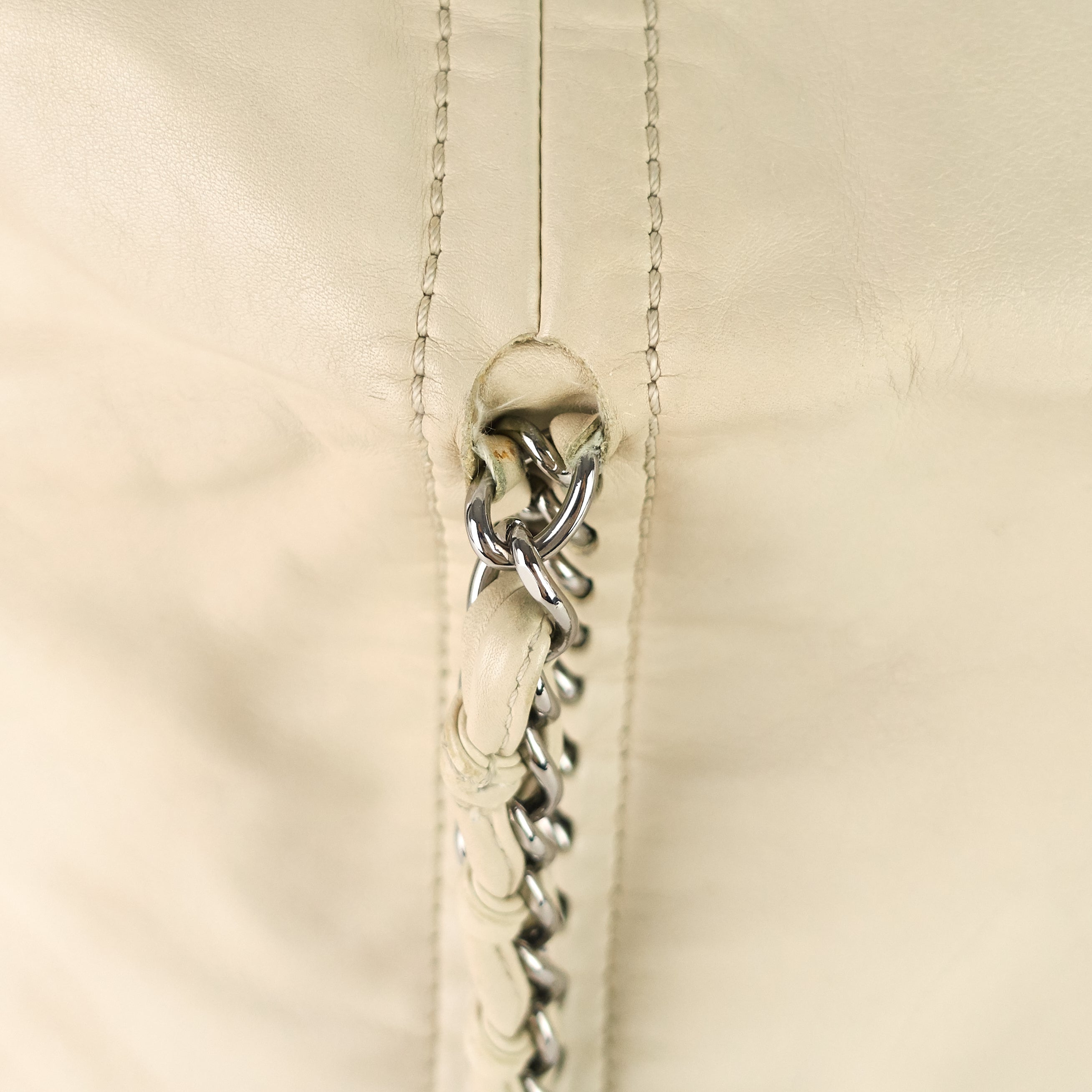 Chanel Modern Chain Zip Leather Tote Bag