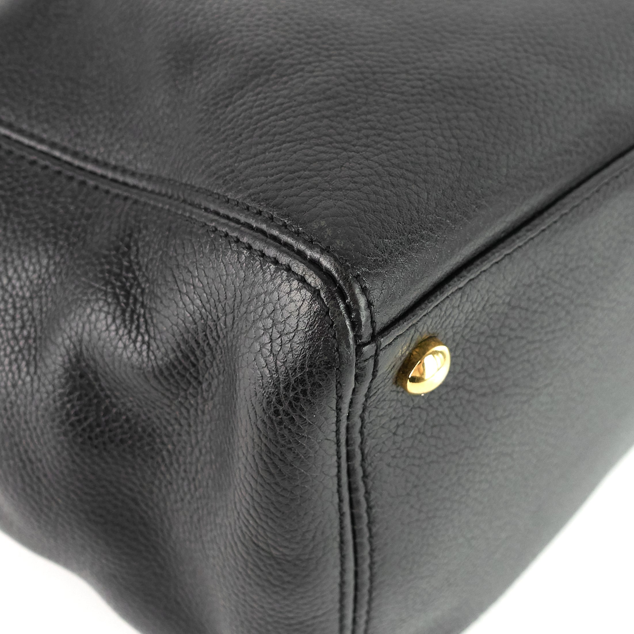 Chanel Executive Cerf XL Caviar Leather Tote Bag
