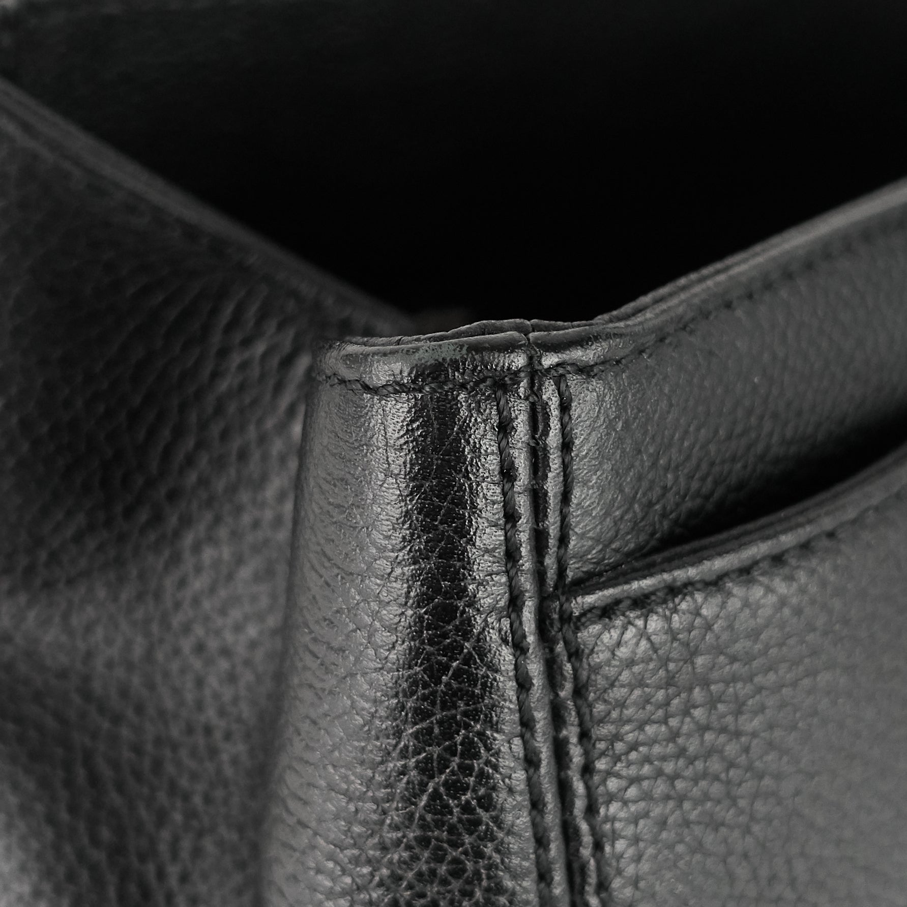Chanel Chanel Cerf Executive Caviar Leather Tote Bag