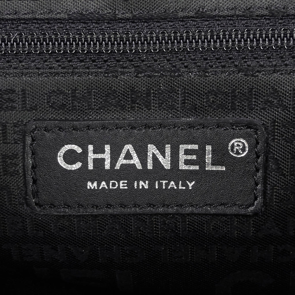 Chanel Floral Appliqué Tweed Messenger Bag