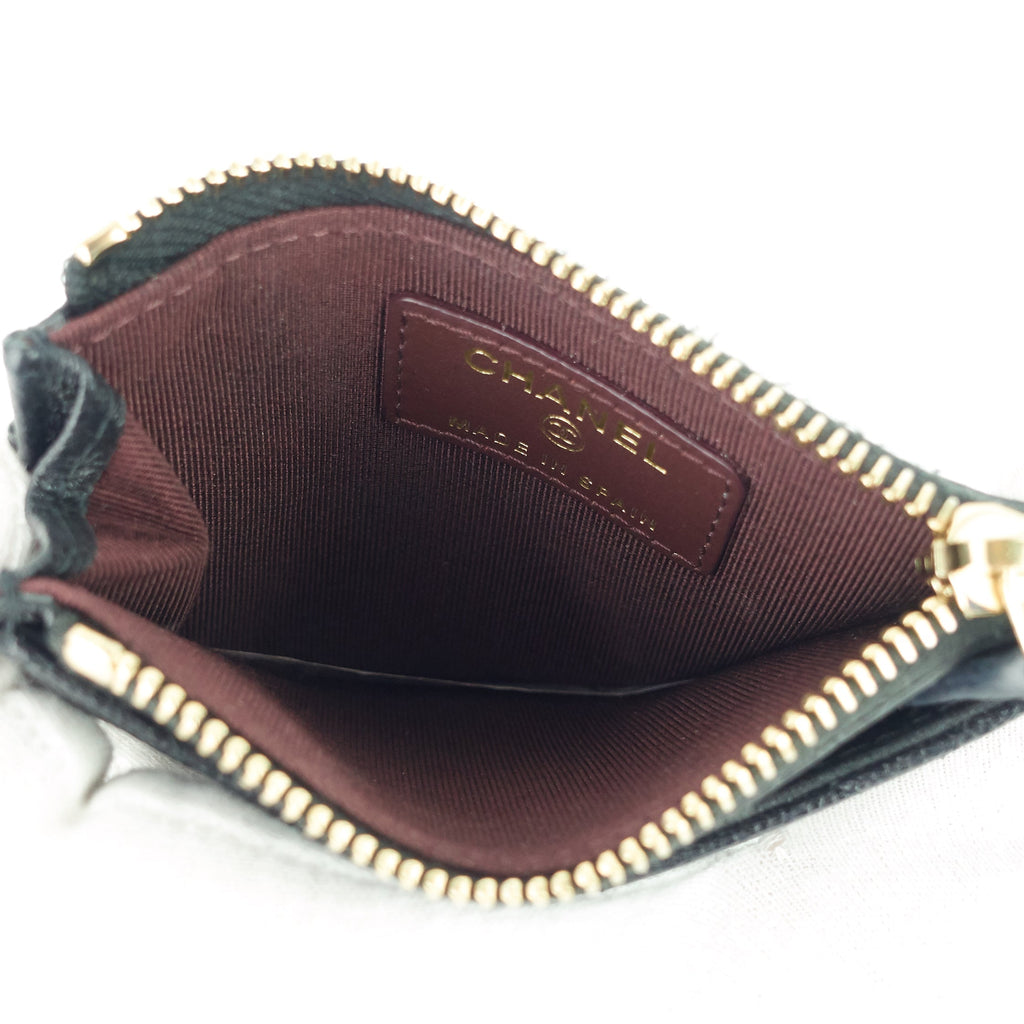 Chanel Classic Zip Caviar Leather holder