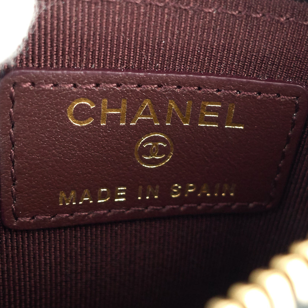 Chanel Classic Zip Caviar Leather holder