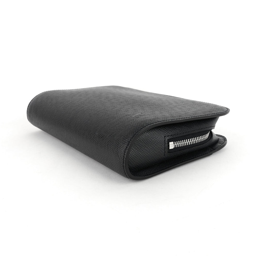 Louis Vuitto Bakail Taiga Leather Clutch Bag