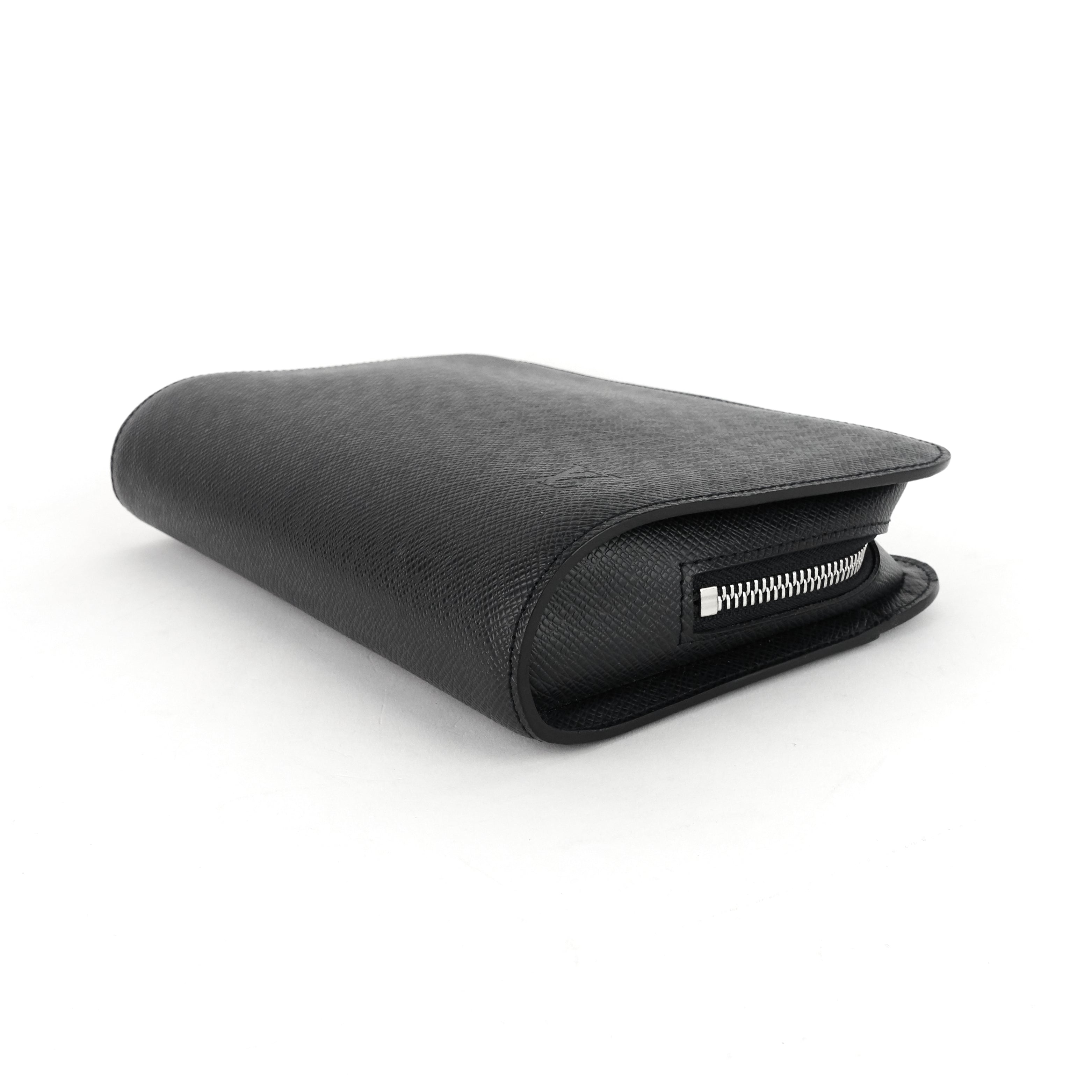 Louis Vuitto Bakail Taiga Leather Clutch Bag