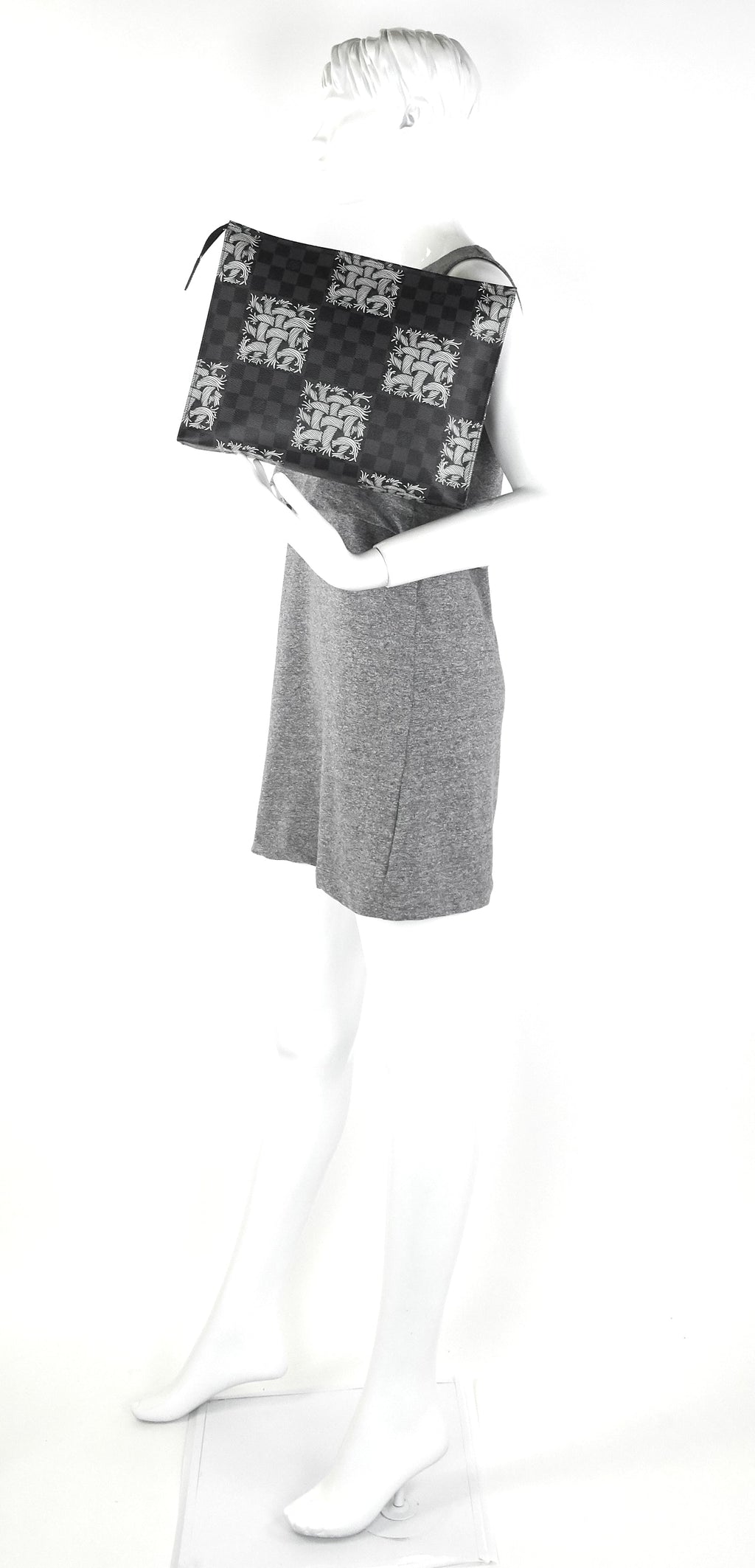 Louis Vuitto Pochette Voyage Rope Damier Graphite Canvas Clutch Bag