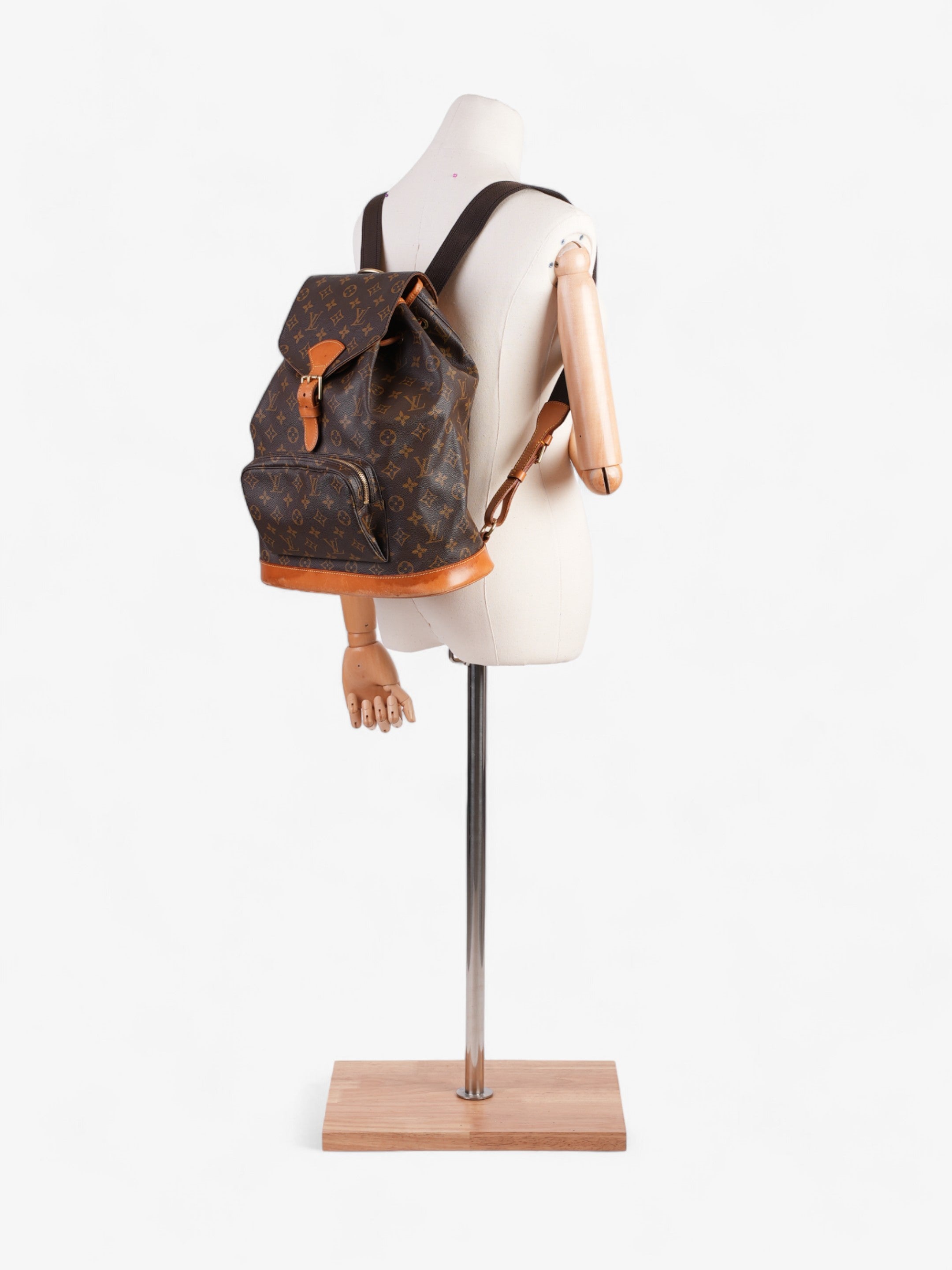 Louis Vuitton Montsouris Backpack Monogram / Beige Coated Canvas