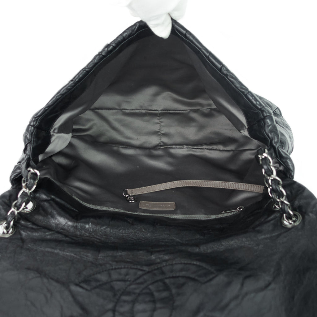 Chanel Twisted Flap Maxi Glazed Calfskin Leather Bag