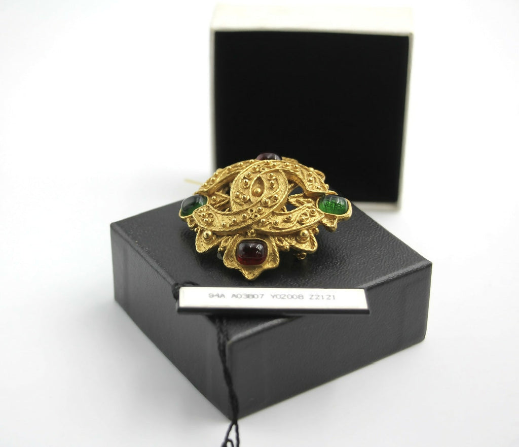 Chanel Vintage 94A Grapevine Gripoix Red and Green Gold-plated Rhombus Brooch