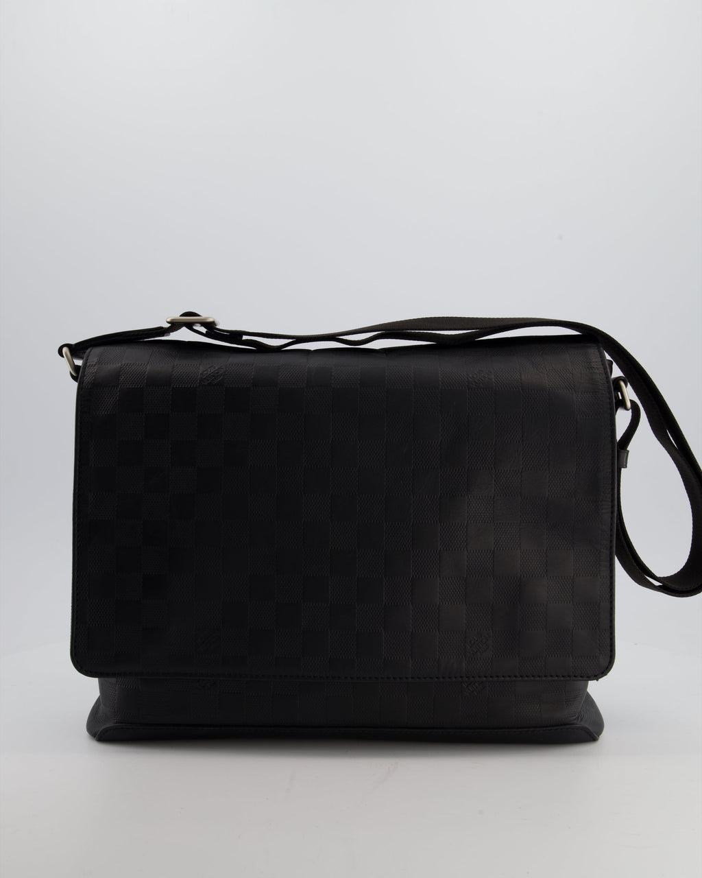 Louis Vuitton Black GM Messenger Bag in Damier Calfskin Leather with Silver Hardware