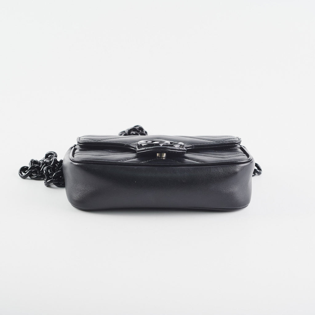 Gucci GG Marmont Supermini Shoulder Bag
