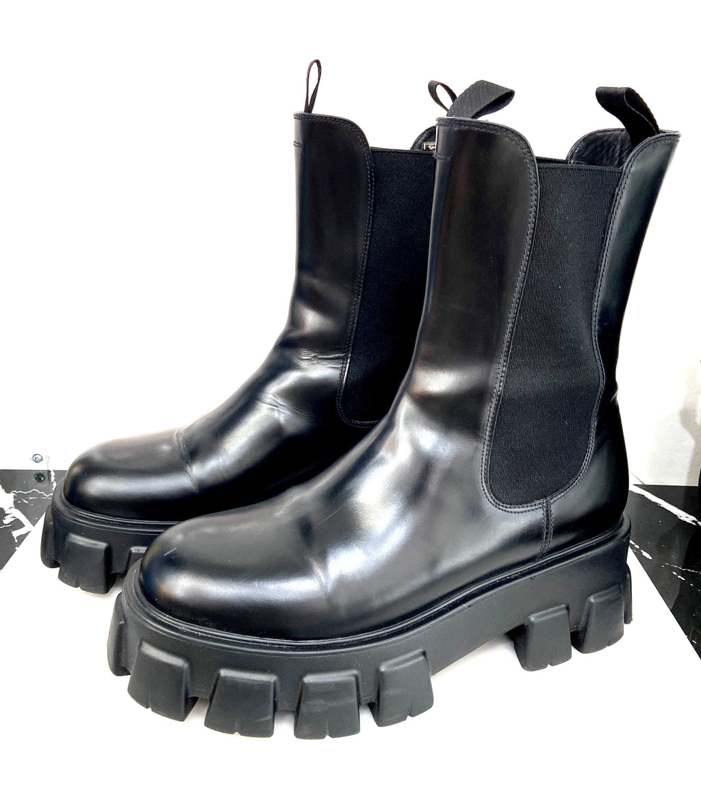 PRADA SPAZZOLATO ROIS MONLITH BRUSHED LEATHER CHELSEA BOOTS