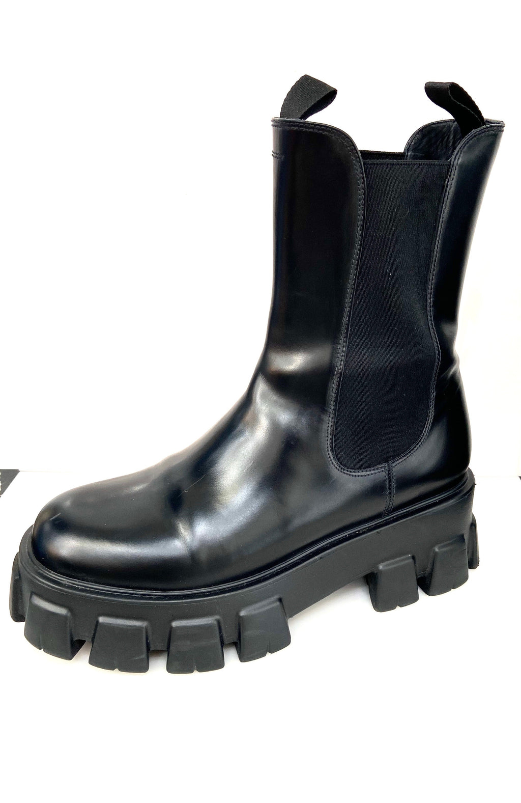 PRADA SPAZZOLATO ROIS MONLITH BRUSHED LEATHER CHELSEA BOOTS