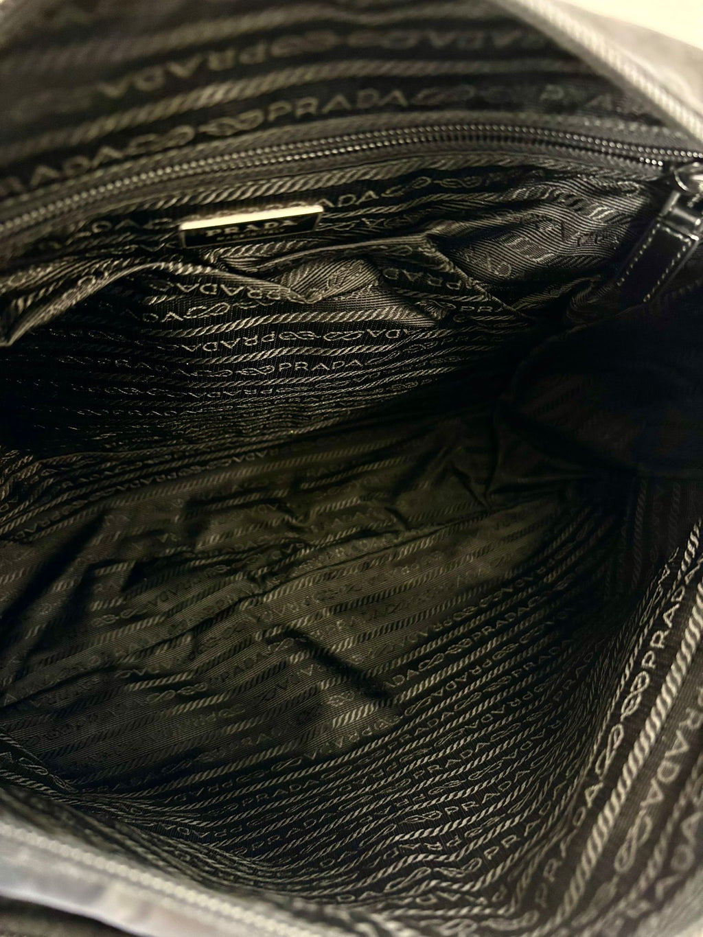 PRADA TESSUTO NYLON SAFFIANO VELA MESSAGER BAG