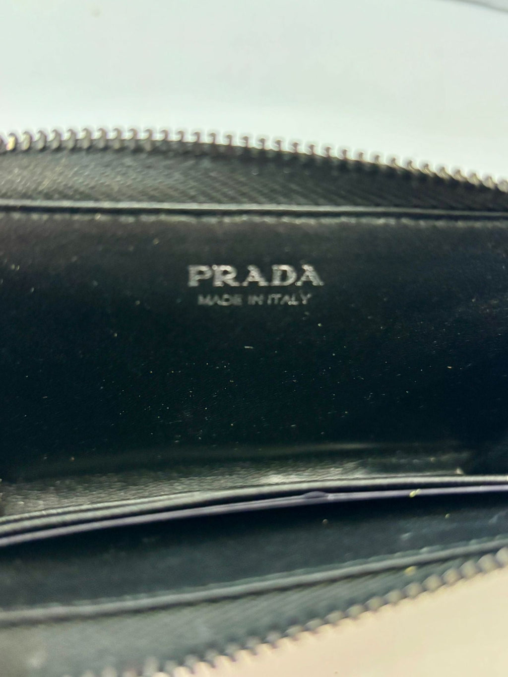 PRADA MONOCHROME SAFFIANO LEATHER ZIP KEYCHAIN  COMPACT WALLET