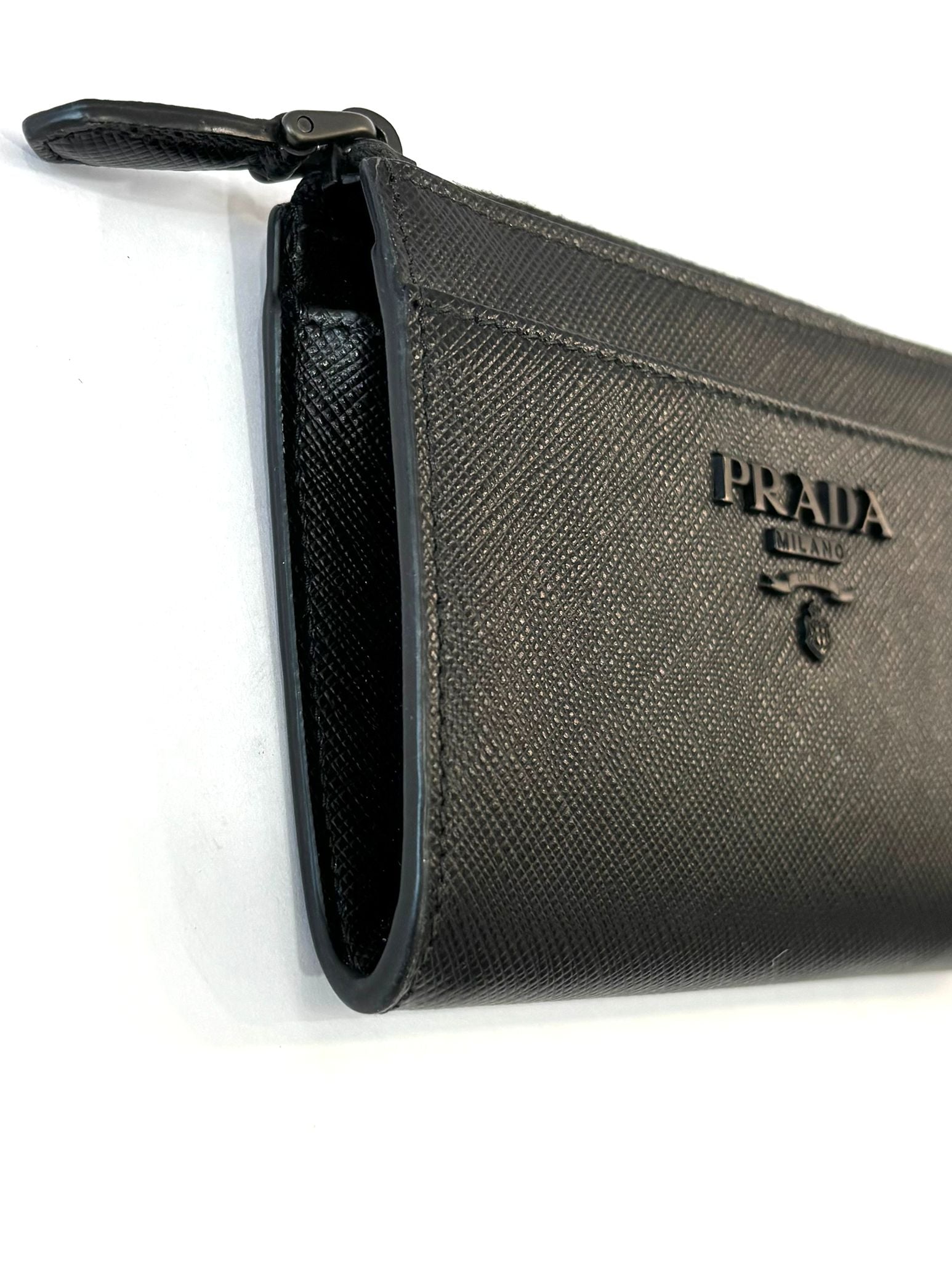 PRADA MONOCHROME SAFFIANO LEATHER ZIP KEYCHAIN  COMPACT WALLET