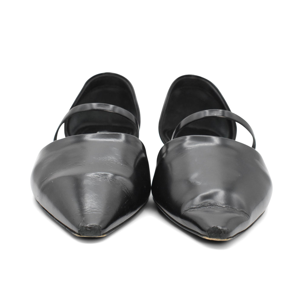 Prada Flats - Women's 37