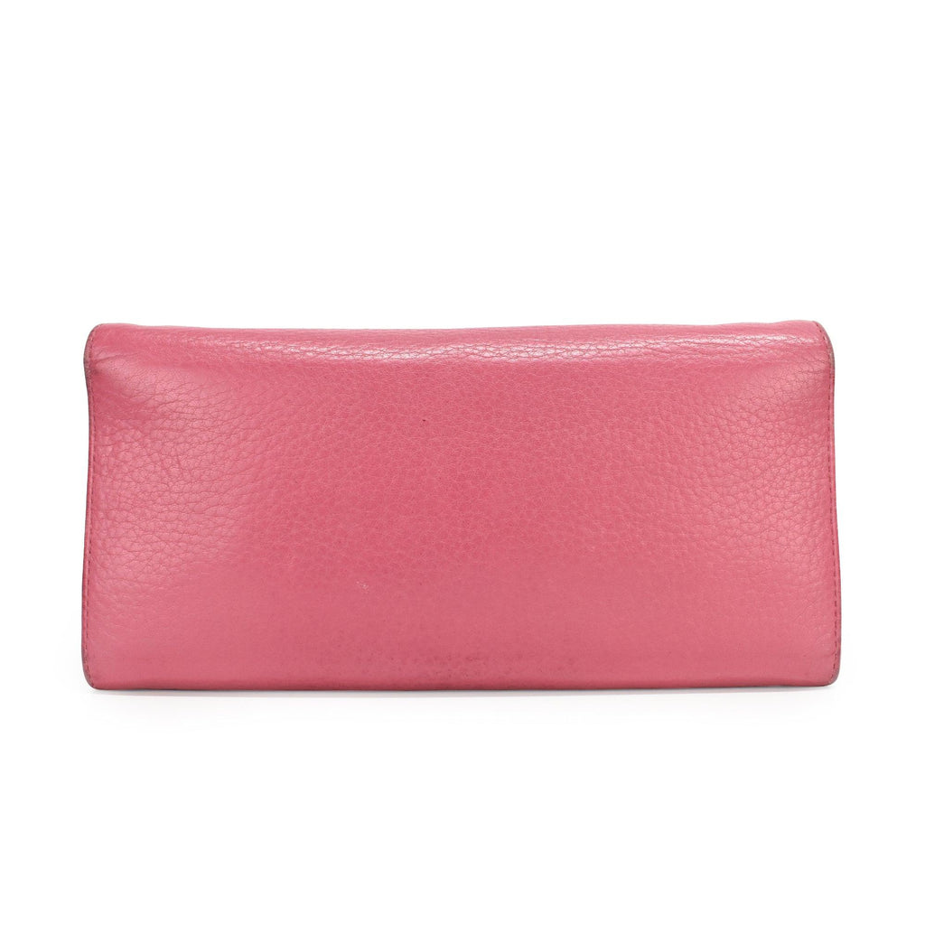 Prada Wallet On Chain