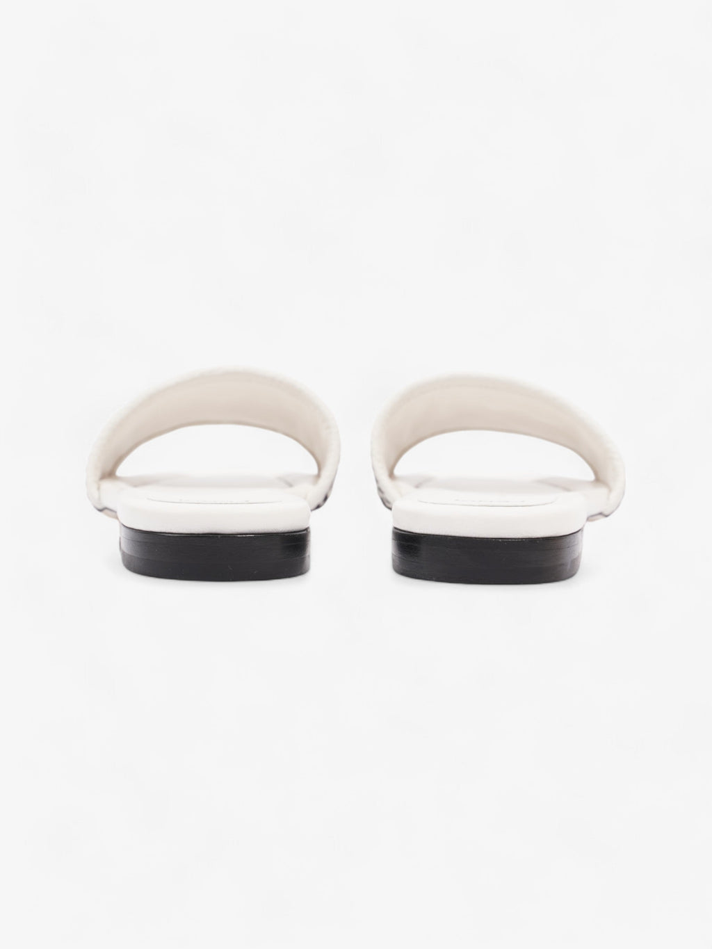 Fendi Ciabatta Slide White / Black Intrecciato Leather EU 37 UK 4