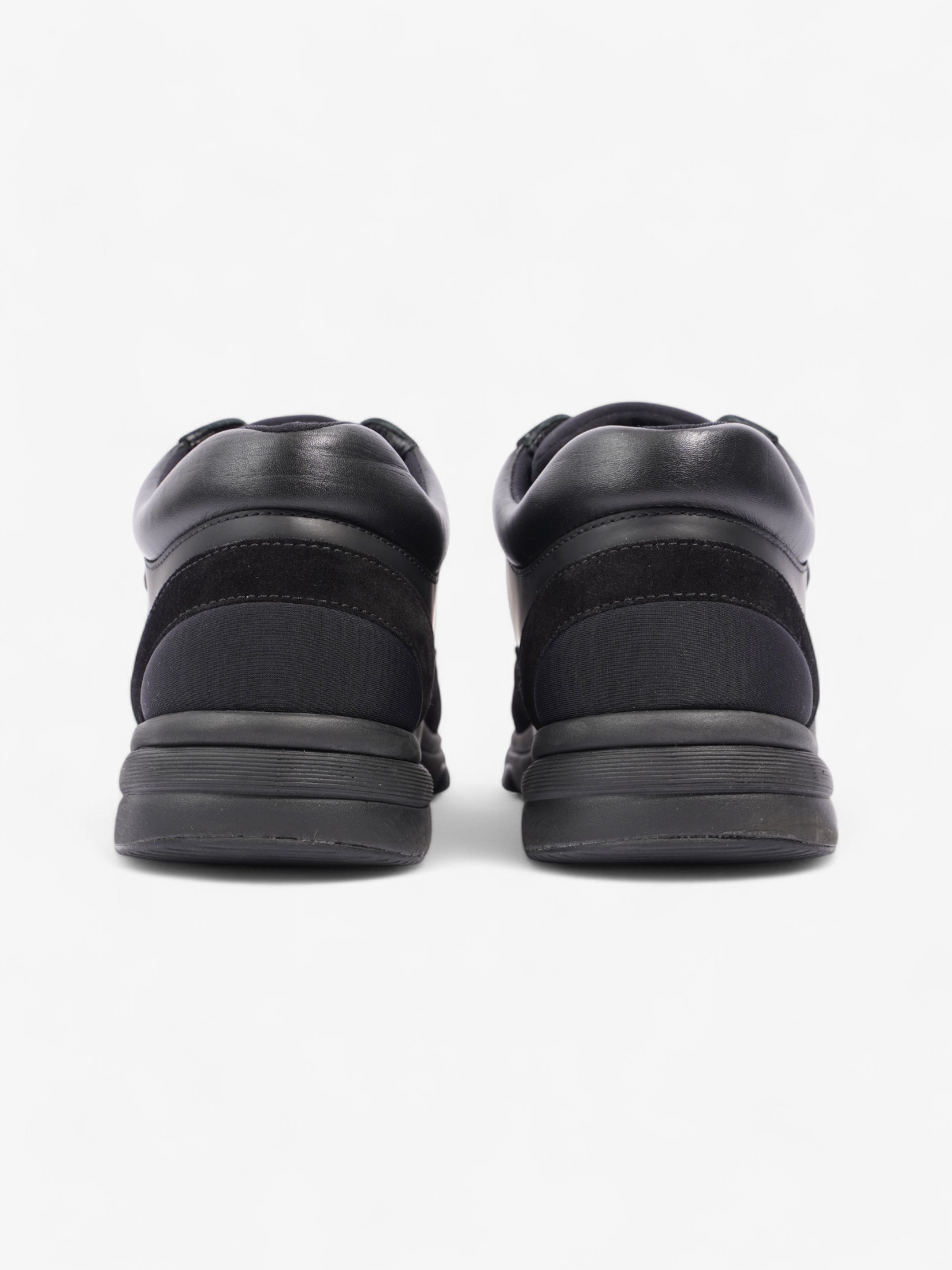 Chanel CC Logo Sneakers Black Suede EU 41 UK 7