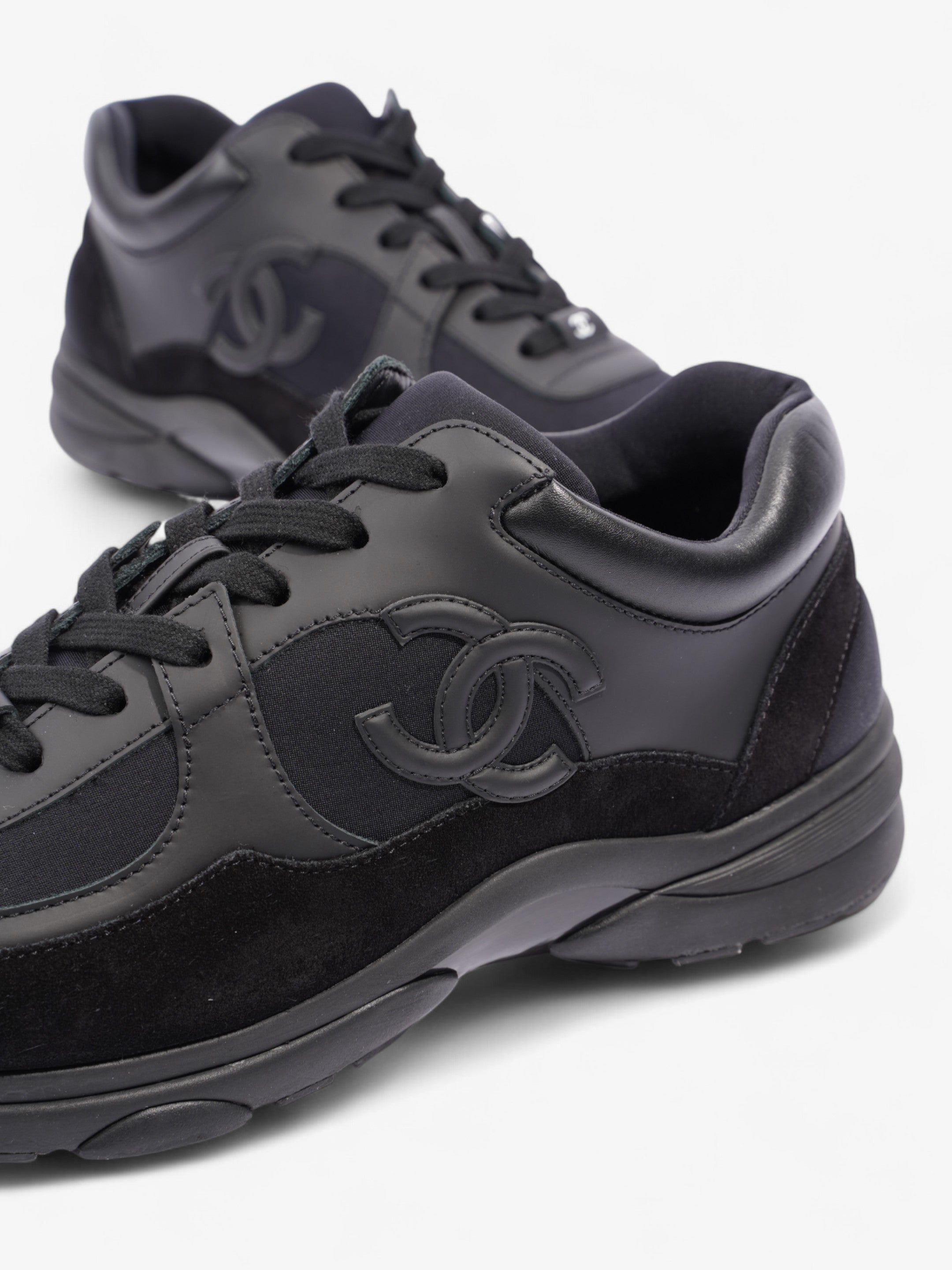 Chanel CC Logo Sneakers Black Suede EU 41 UK 7