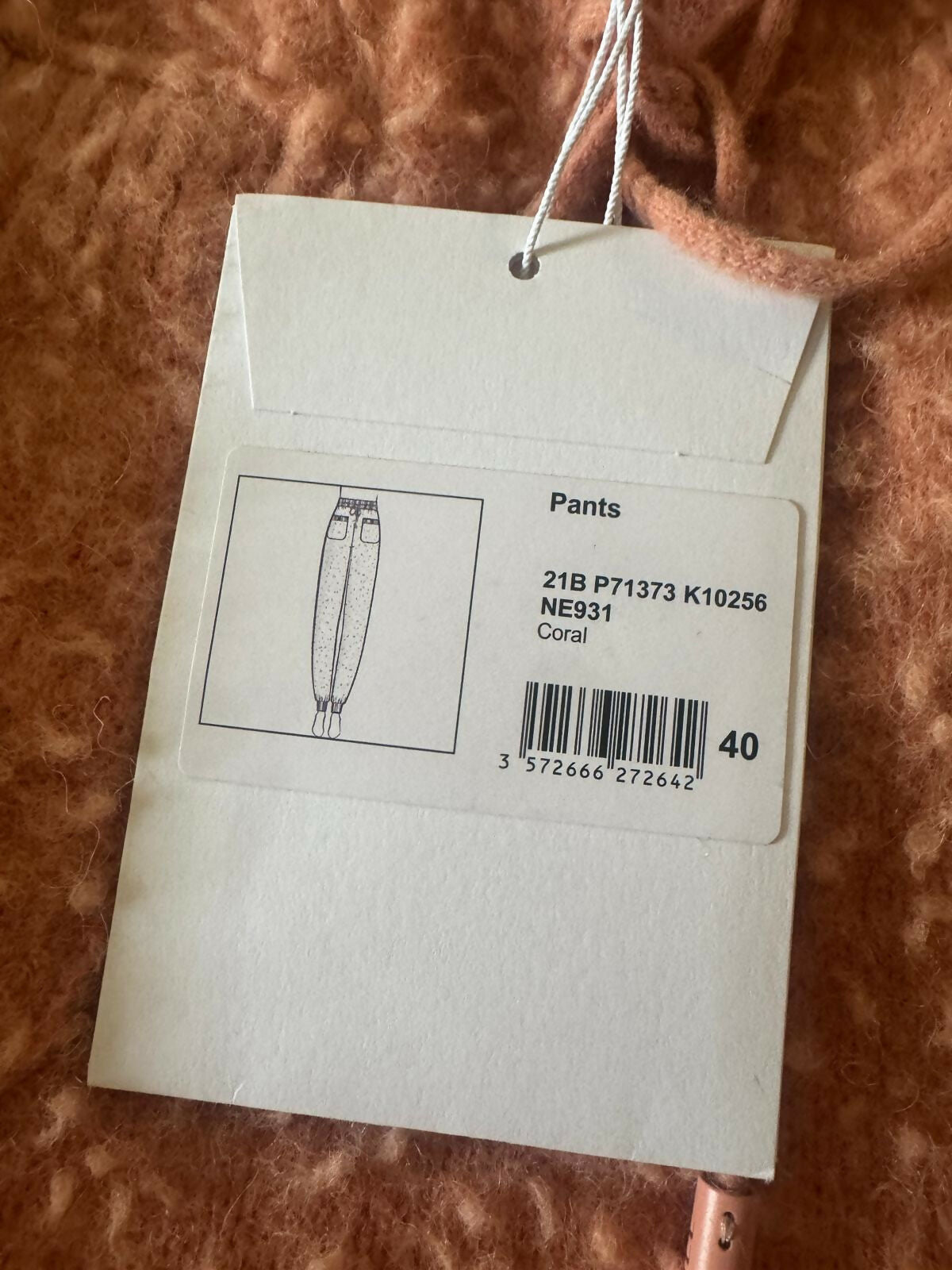 Chanel Pre-Fall 2021 Alpaca Knit Sweatpants – Size 40 – New with Tag