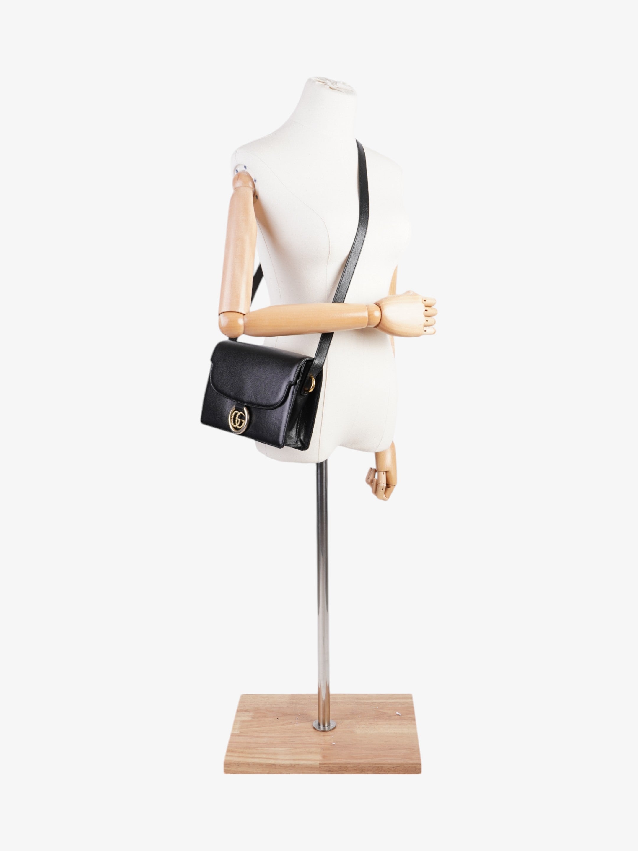 Gucci Torchon GG Ring Black Calfskin Leather Small