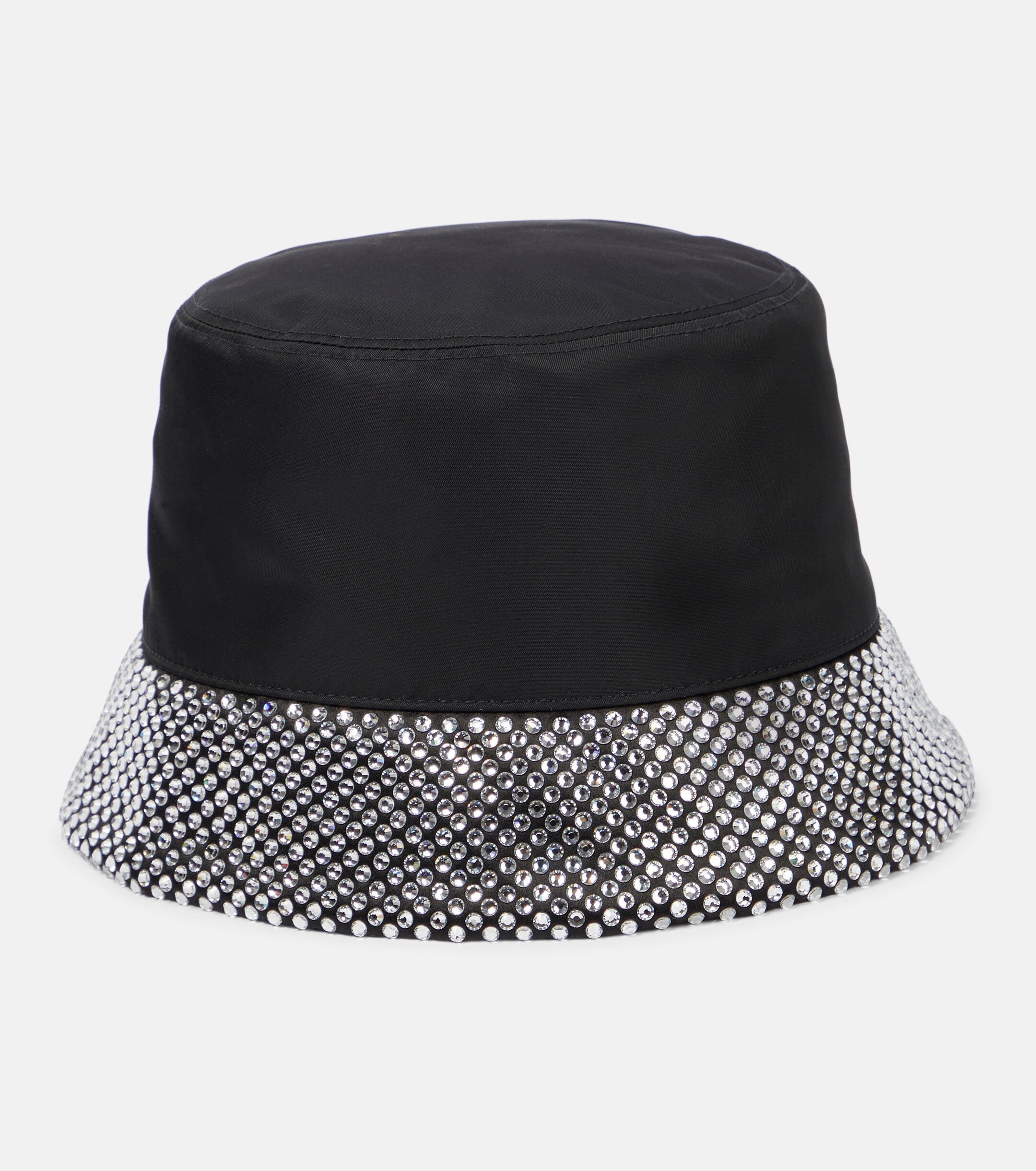 PRADA LOGO PLAQUE EMBELLISHED BUCKET HAT