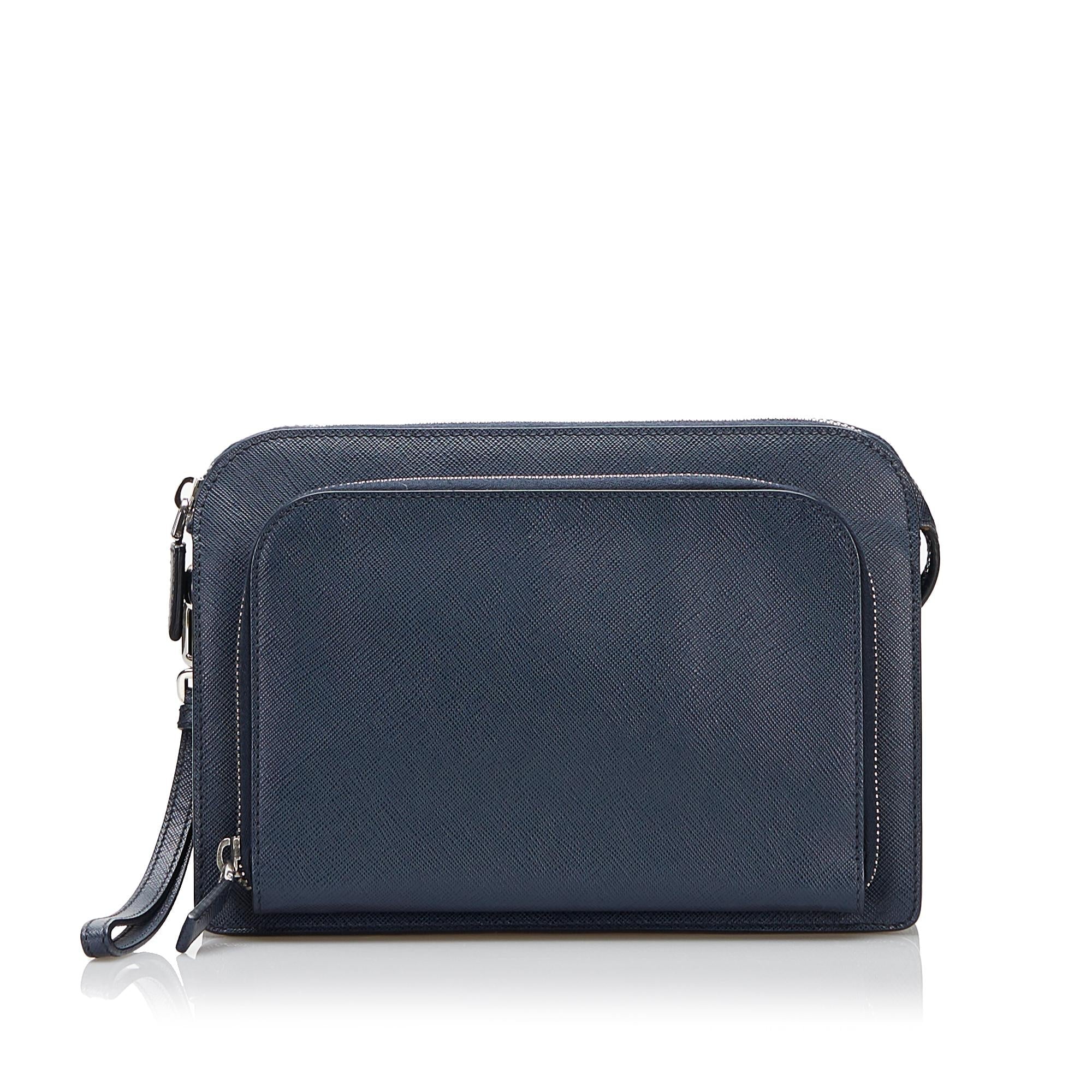 Prada Saffiano Clutch (SHG-TAeny2)