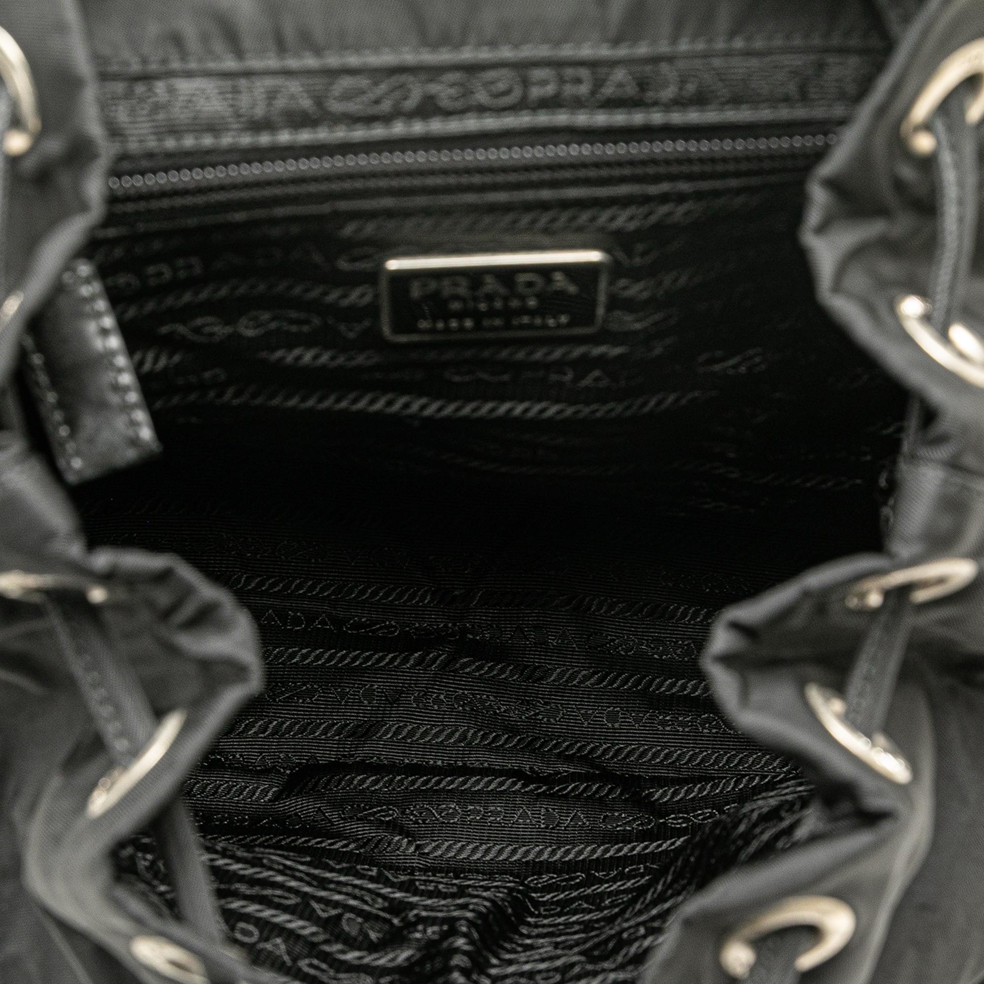 Prada Tessuto Drawstring Backpack (SHG-DlQHts)