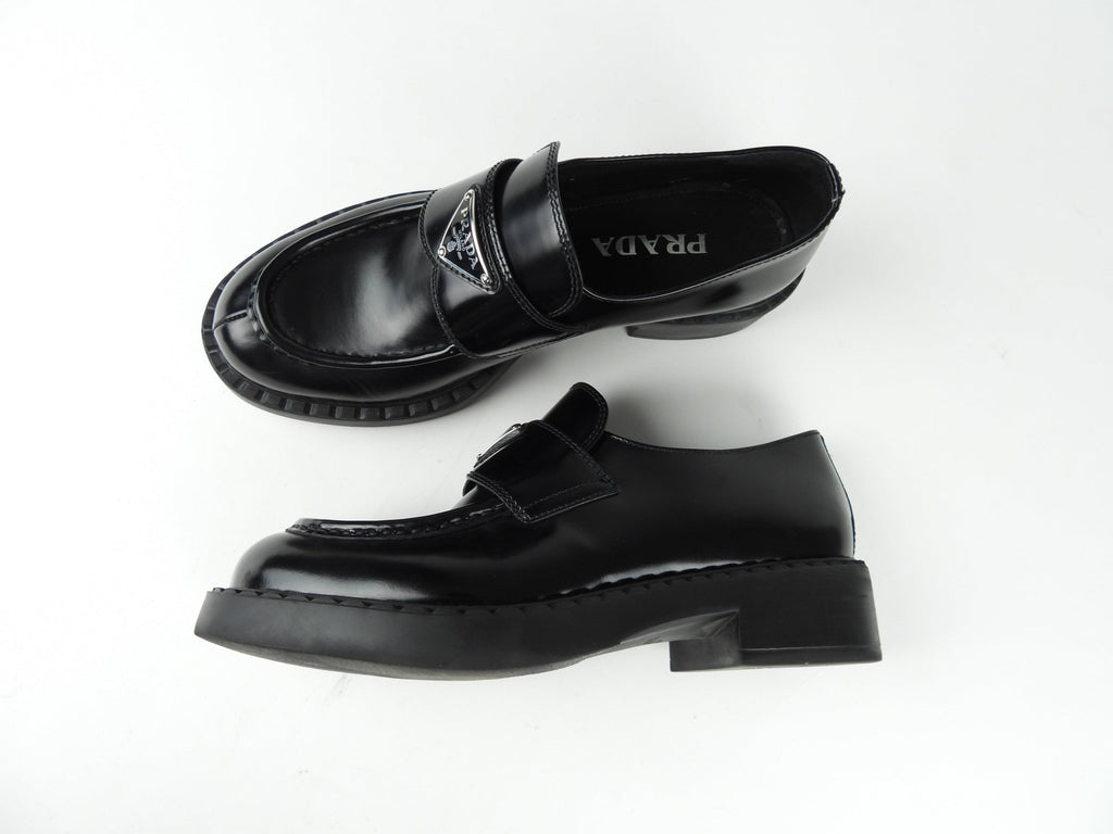 Prada Black Glossed Leather Logo Loafers - 8.5