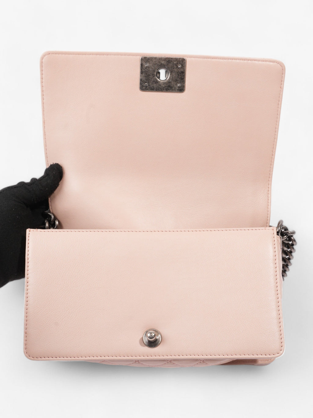 Chanel Boy Bag Light Pink Leather Medium