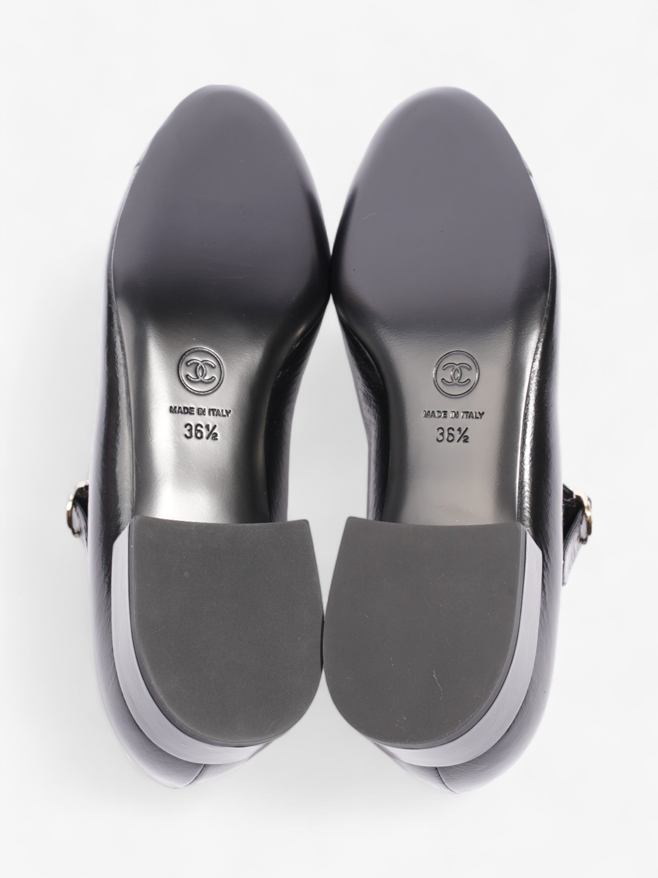 Chanel Chanel Mary Jane Pumps Black / Gold Leather EU 36.5 UK 3.5