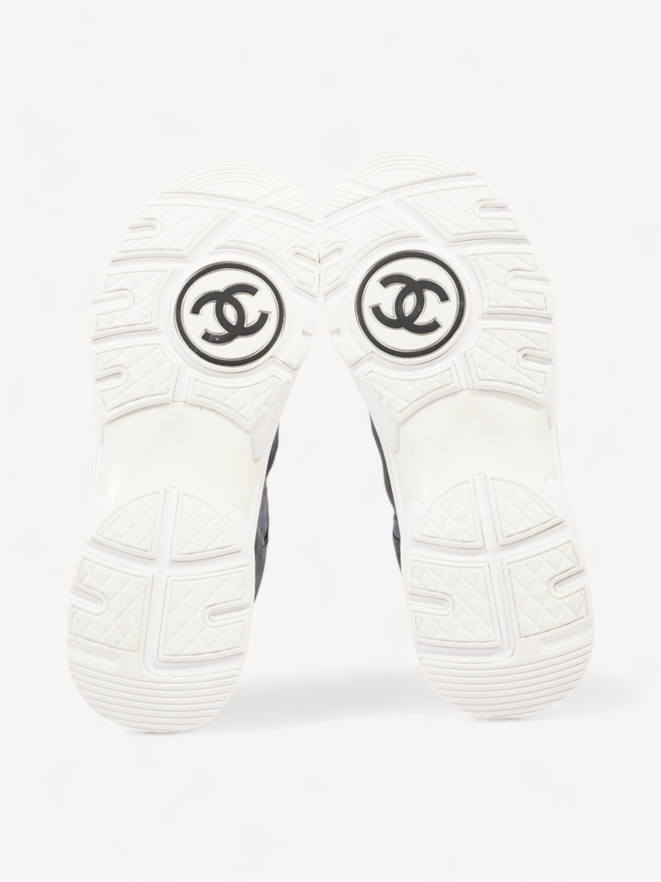 Chanel CC Trainer Black / White Suede EU 39.5 UK 6.5