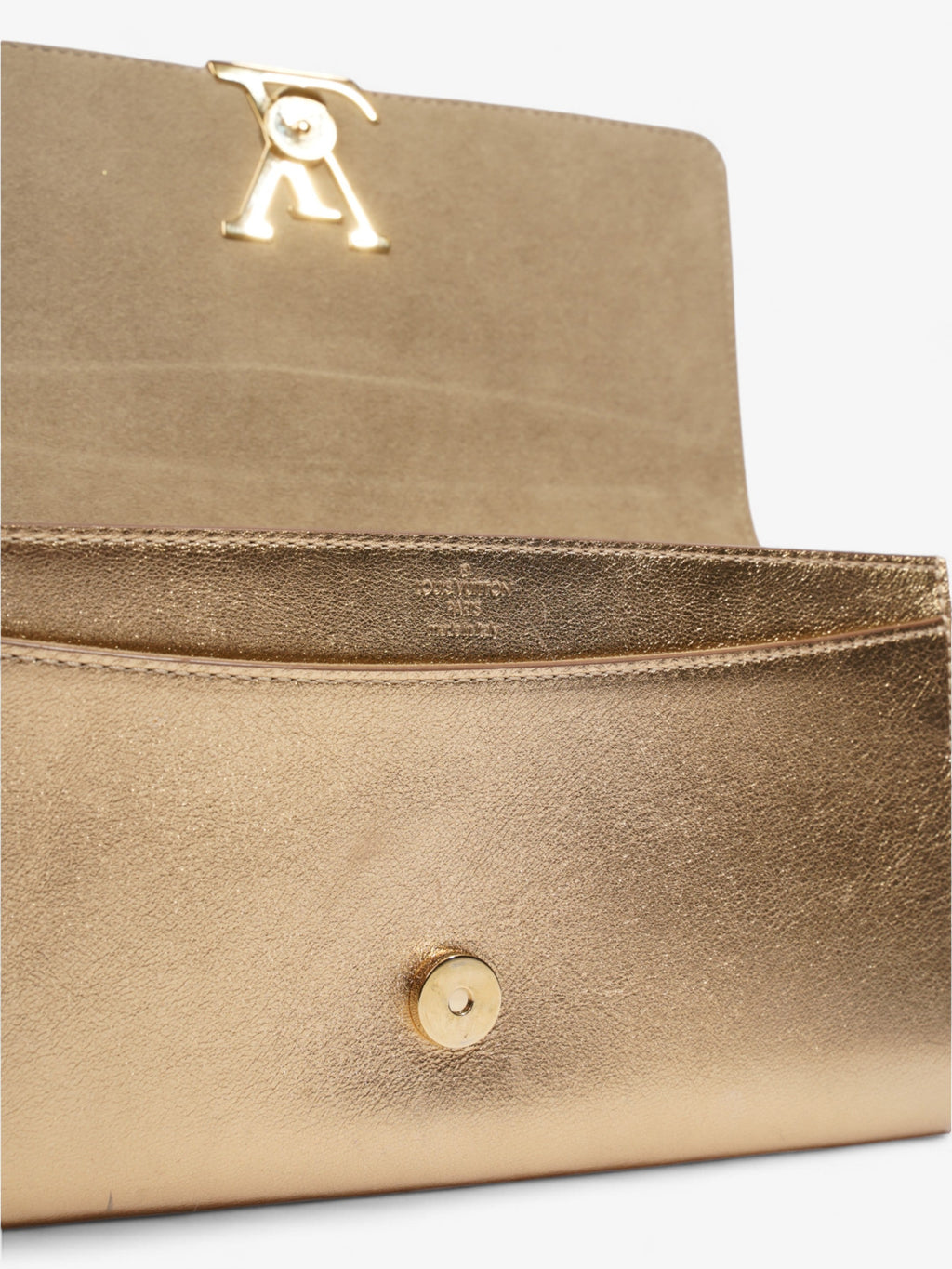 Louis Vuitton Louise Clutch Gold Leather