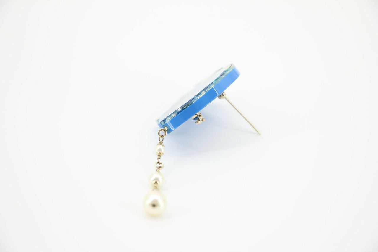 Chanel D19S Imitation Pearl Resin Glitter Tropical Fish Brooch