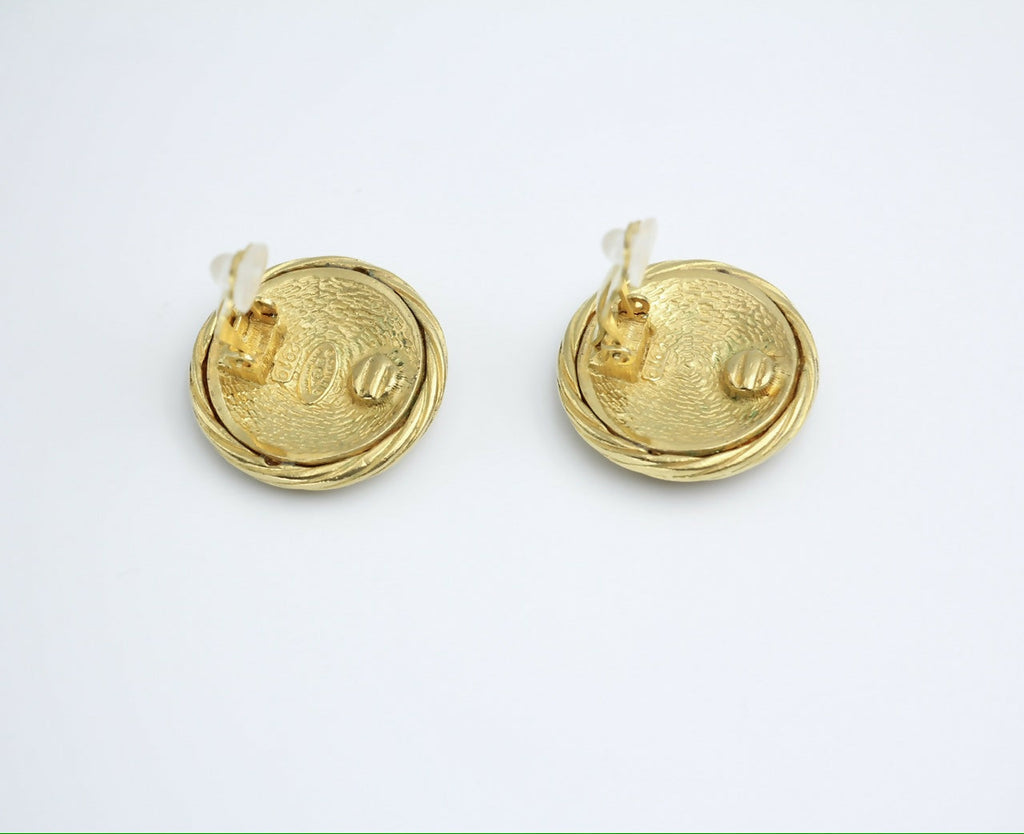 Chanel Vintage 93P Gold Plated Button Gold Clip-on Earrings