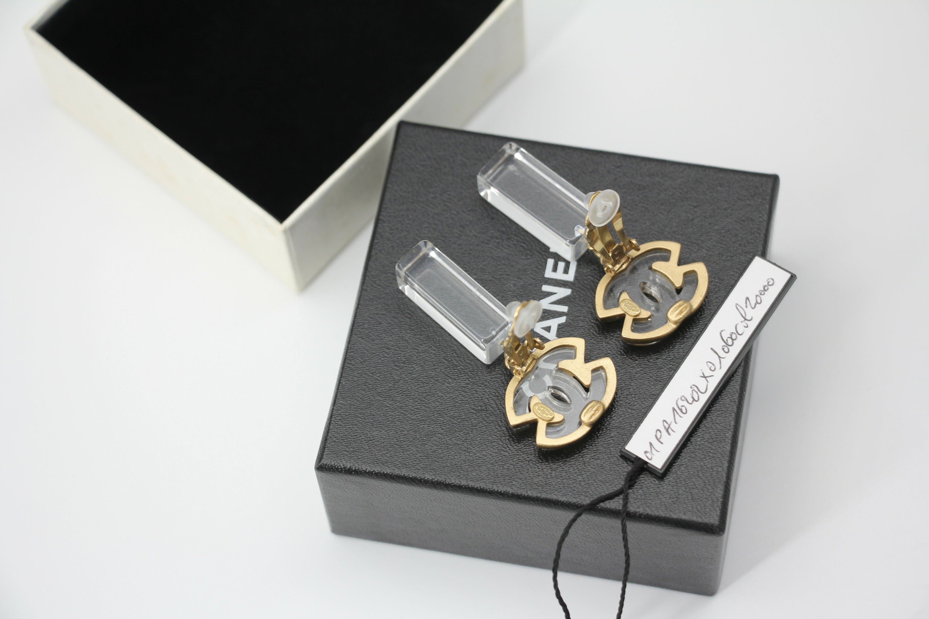 Chanel Vintage 01P Acrylic Rectangular Ice Cube Dangle Clip-on Earrings
