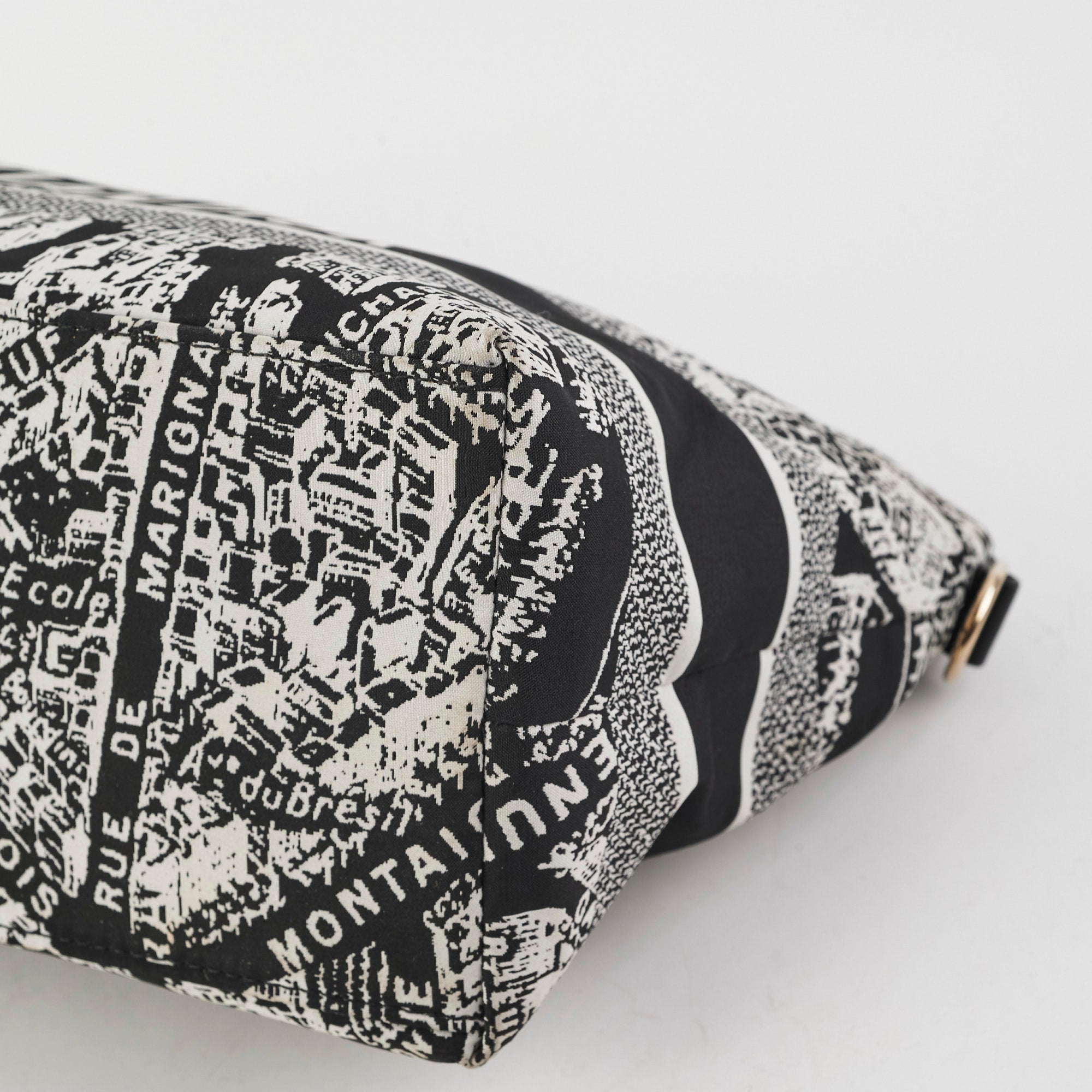 Christian Dior Medium DiorTravel Nomad Pouch