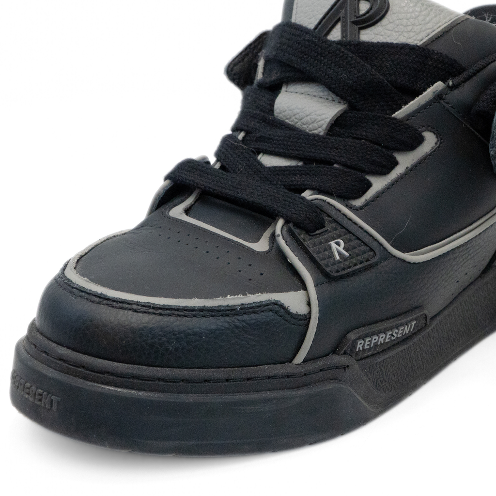 Represent 'Studio Sneakers' - Men's 12