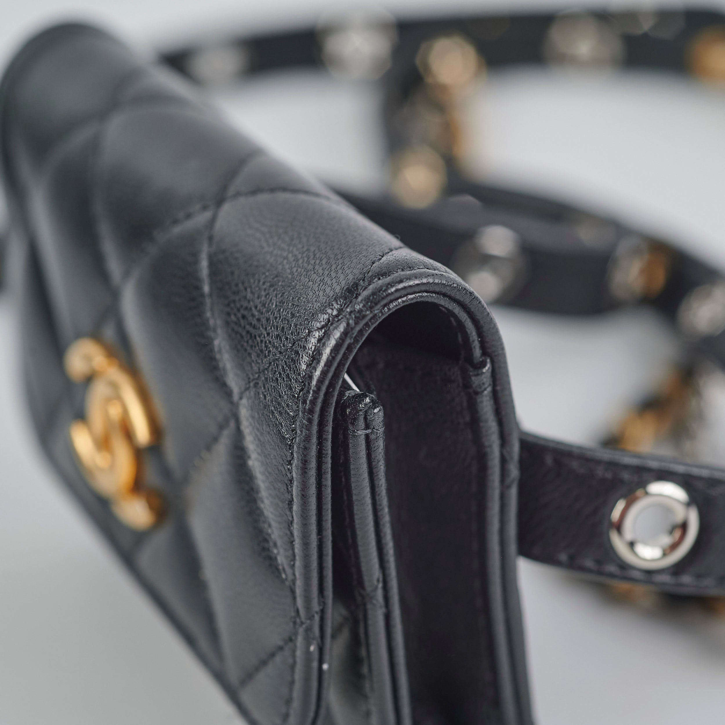 Chanel Micro Belt Bag holder xLambskin Black - Series 31