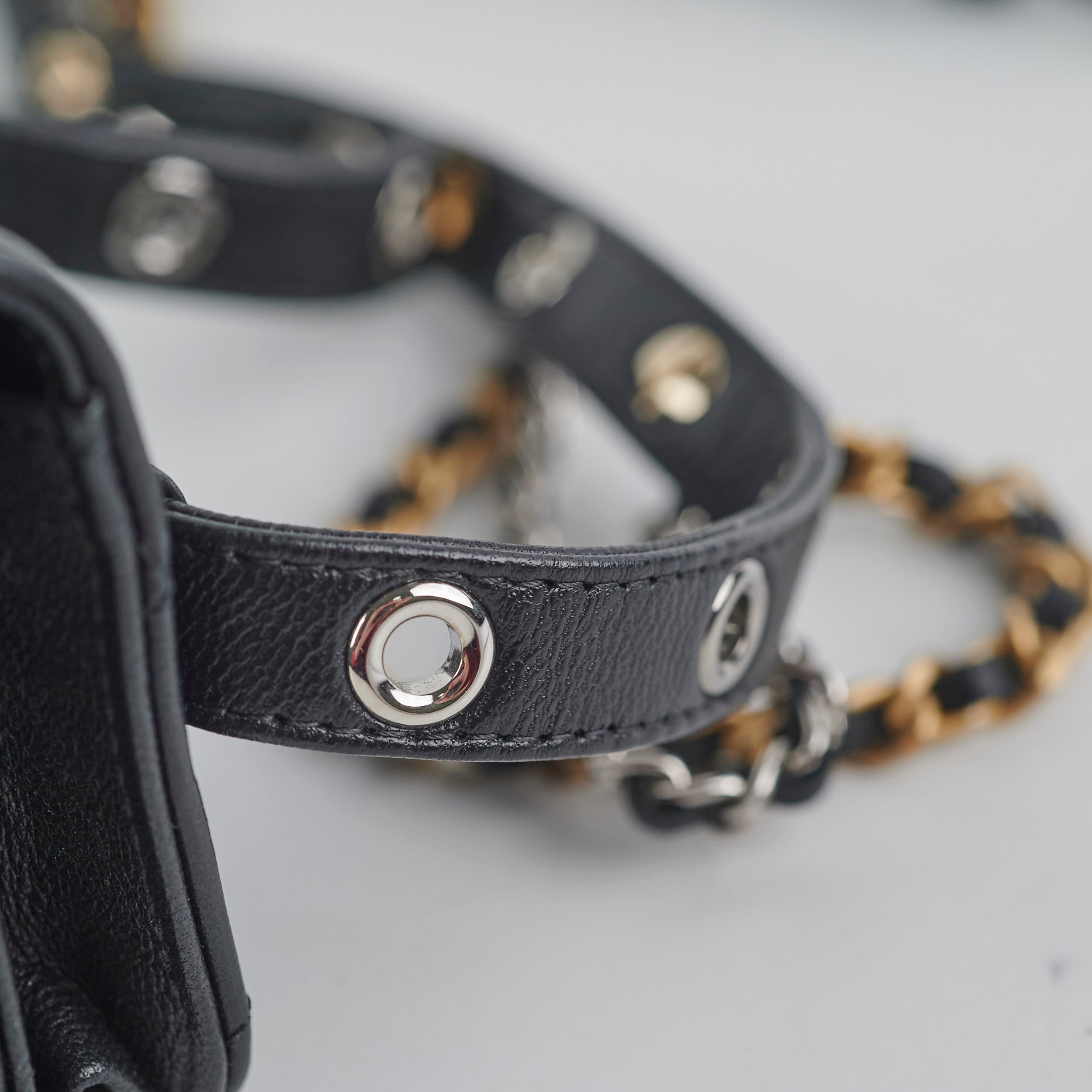 Chanel Micro Belt Bag holder xLambskin Black - Series 31