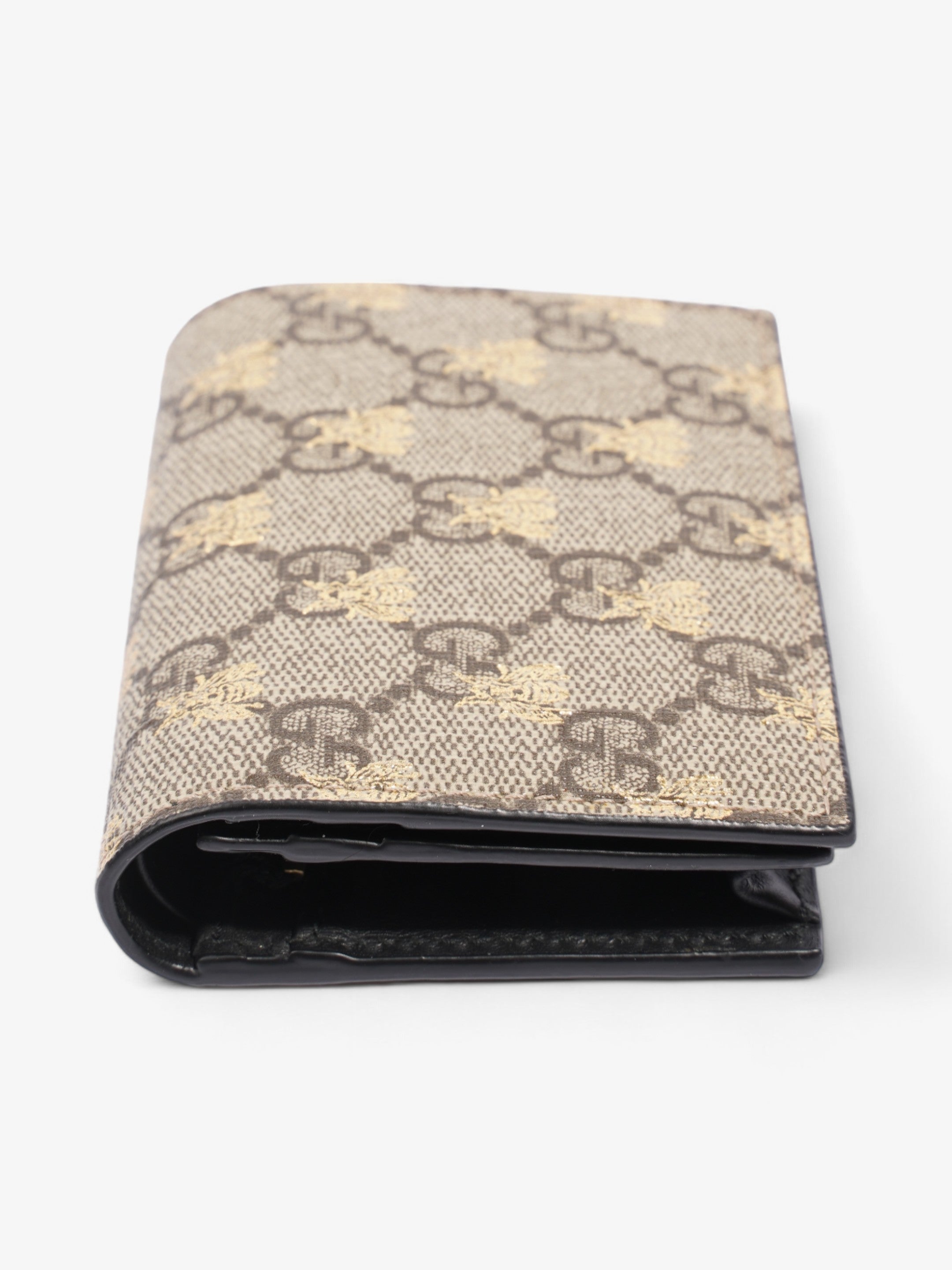 Gucci  Case Wallet GG Supreme Bee Coated Canvas