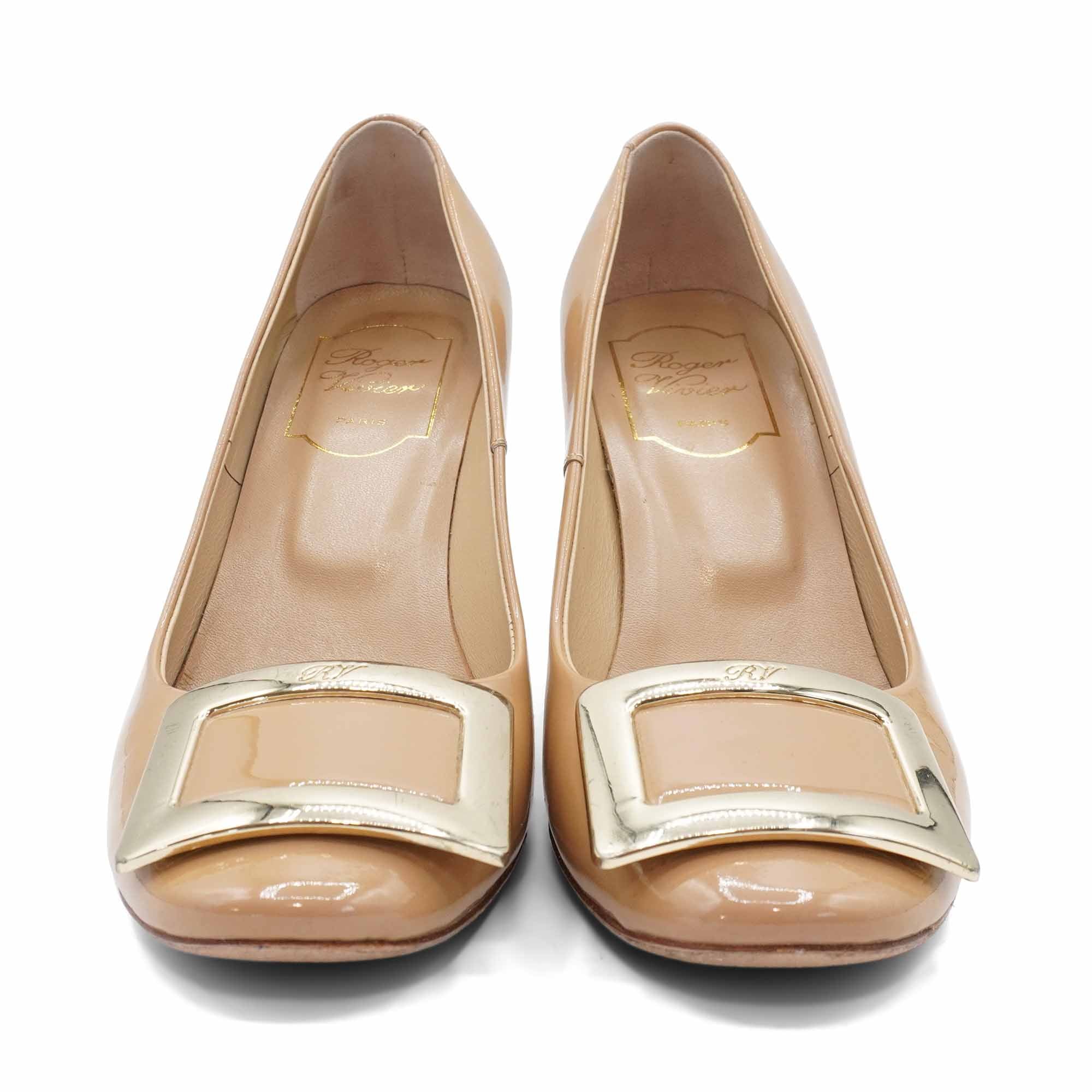 Roger Vivier Pump - Women's 35